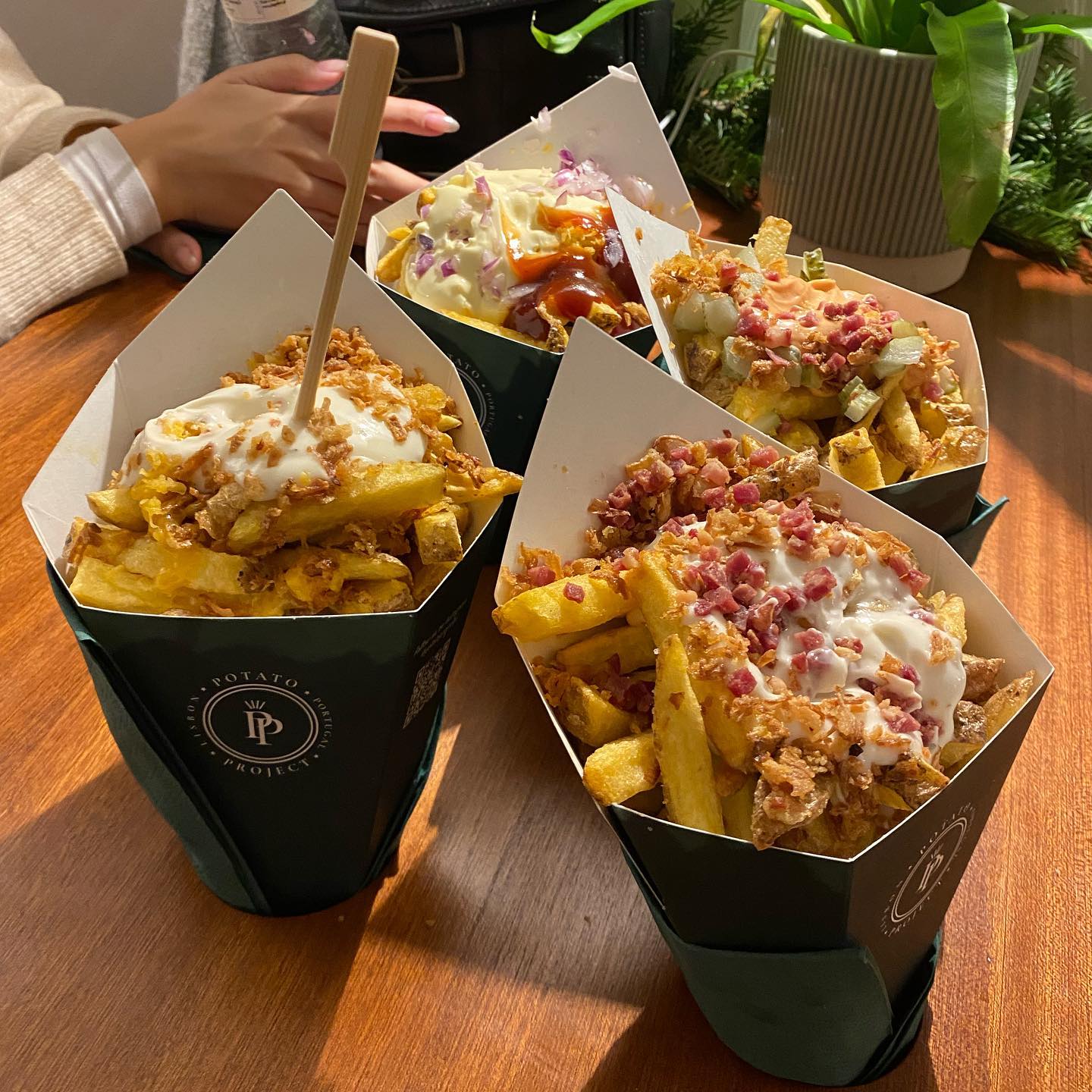 Potato Project. O novo spot na baixa lisboeta com batatas fritas, molhos e toppings gulosos (desde os 3€)