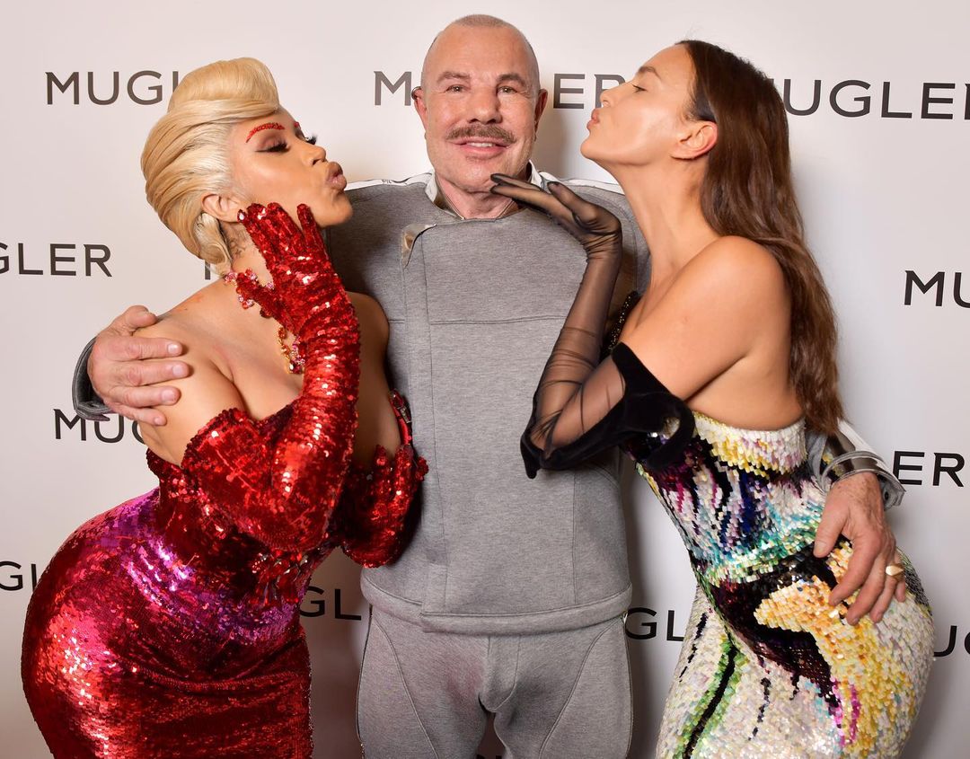 Morreu Thierry Mugler. Estilista vestiu estrelas como Lady Gaga e Beyoncé
