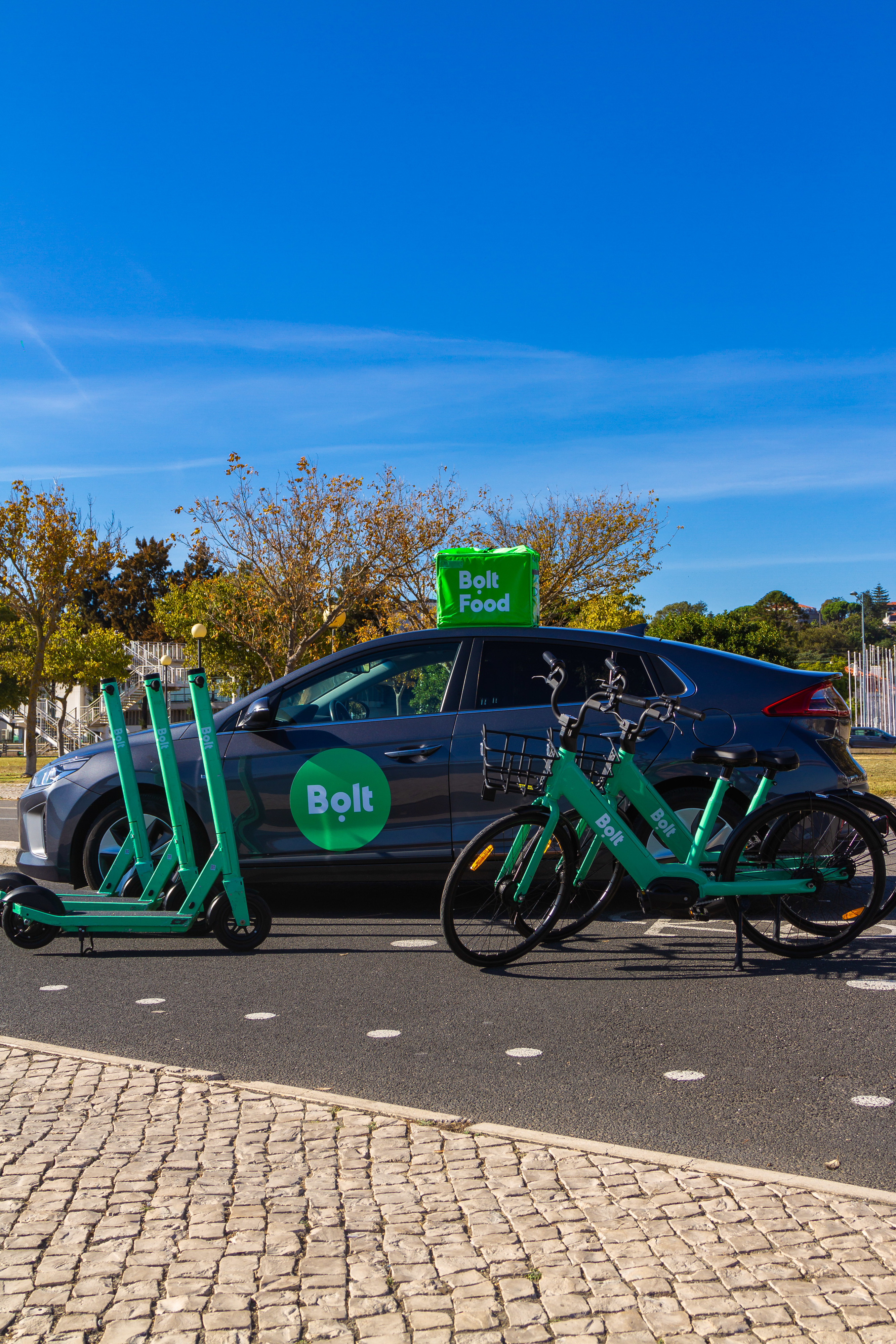 Bolt Food chegou a Braga com francesinhas, frigideiras típicas e descontos