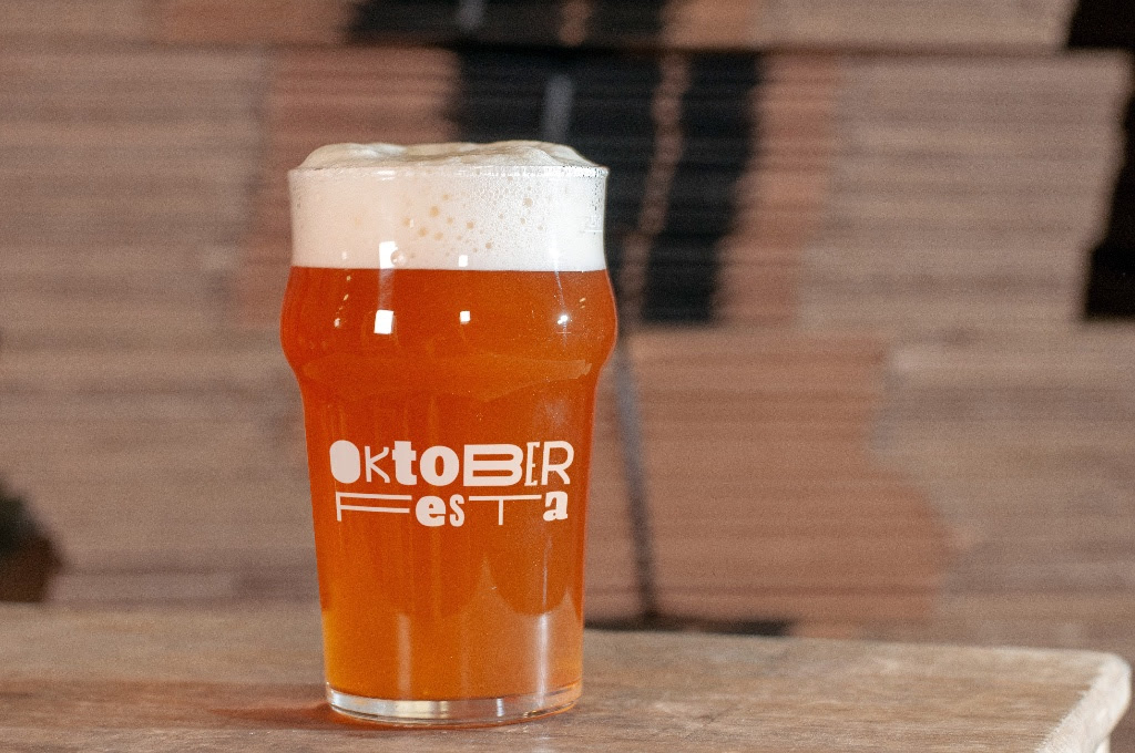 Oktober Festa. Há cervejas artesanais portuguesas, chouriço assado, funk e sons da América Latina no bairro mais alternativo de Lisboa