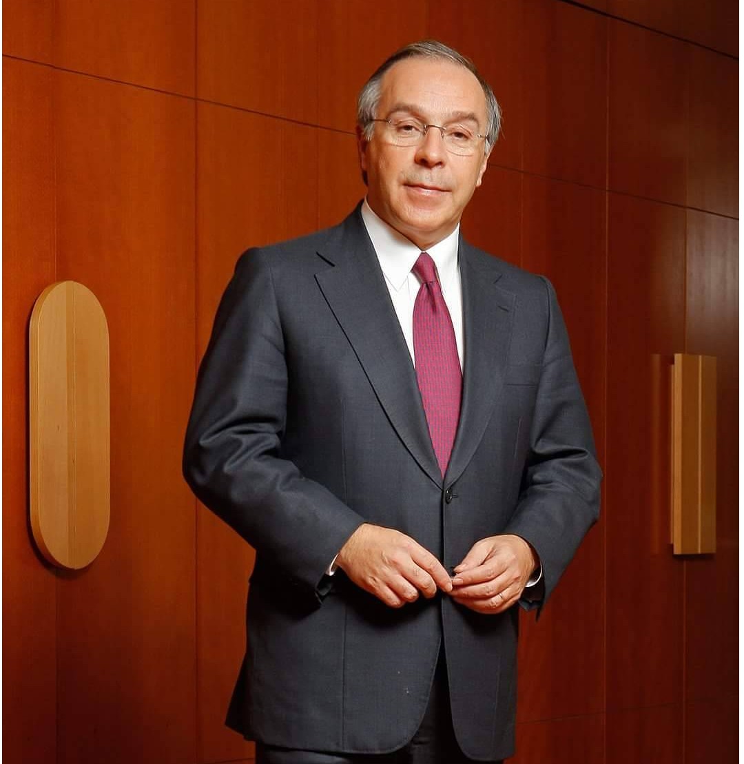 Marques Mendes fez o óbvio e só em Portugal é que ninguém quer saber