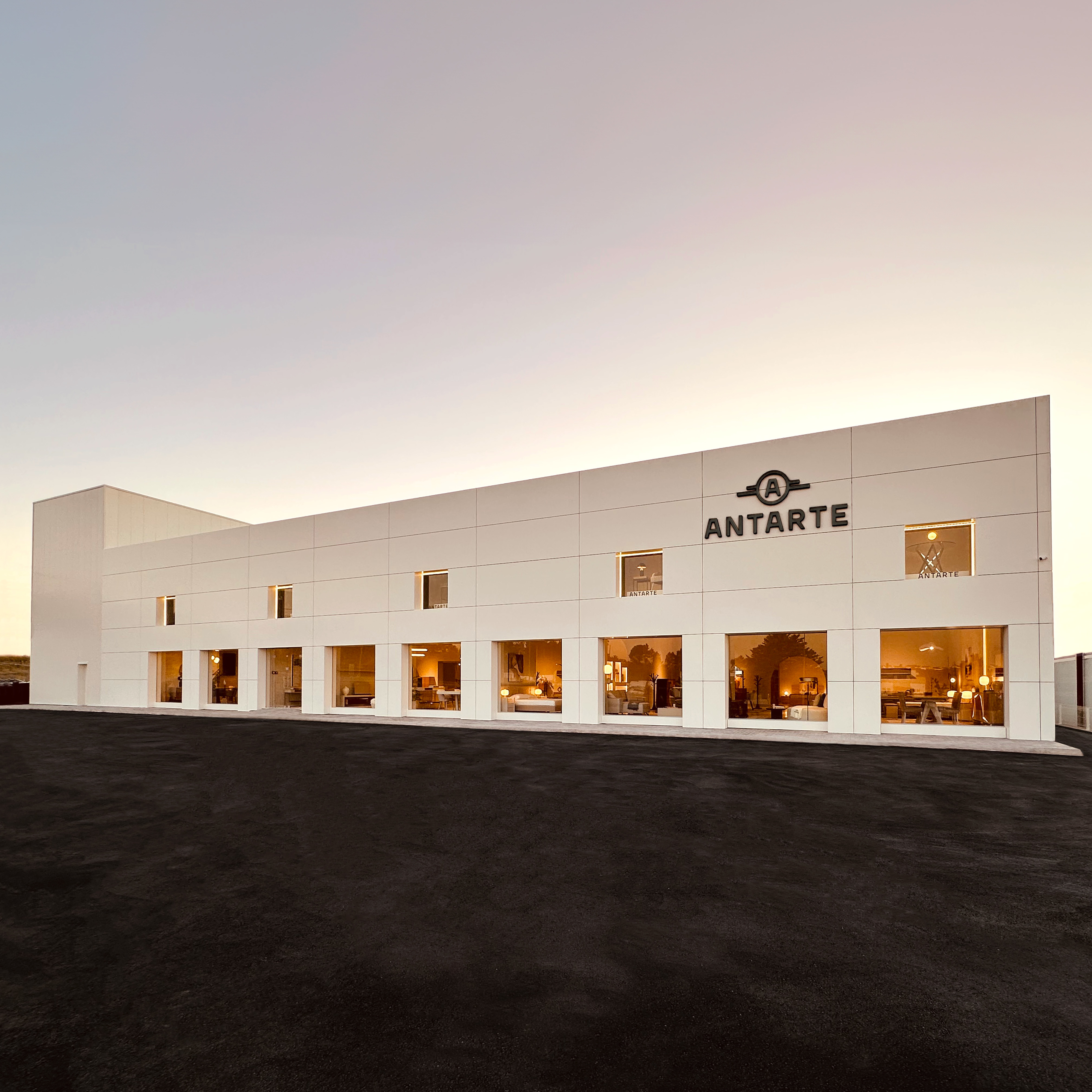 Antarte investe 2,5 milhões de euros na nova loja em Leiria e revela peças desenhadas pela Inteligência Artificial