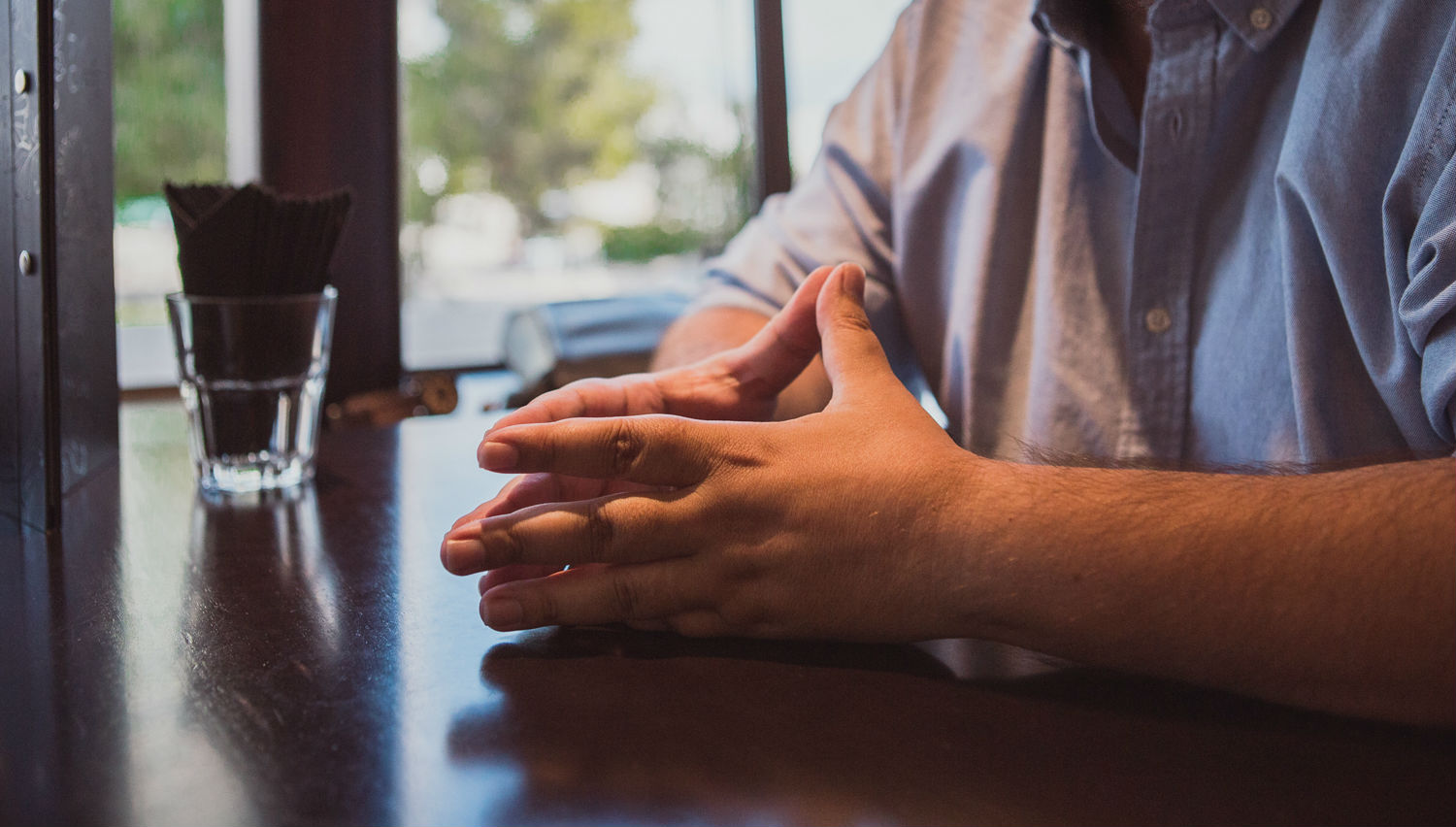 Entrevistámos um polícia do Facebook em Portugal que impediu coisas horríveis na rede social