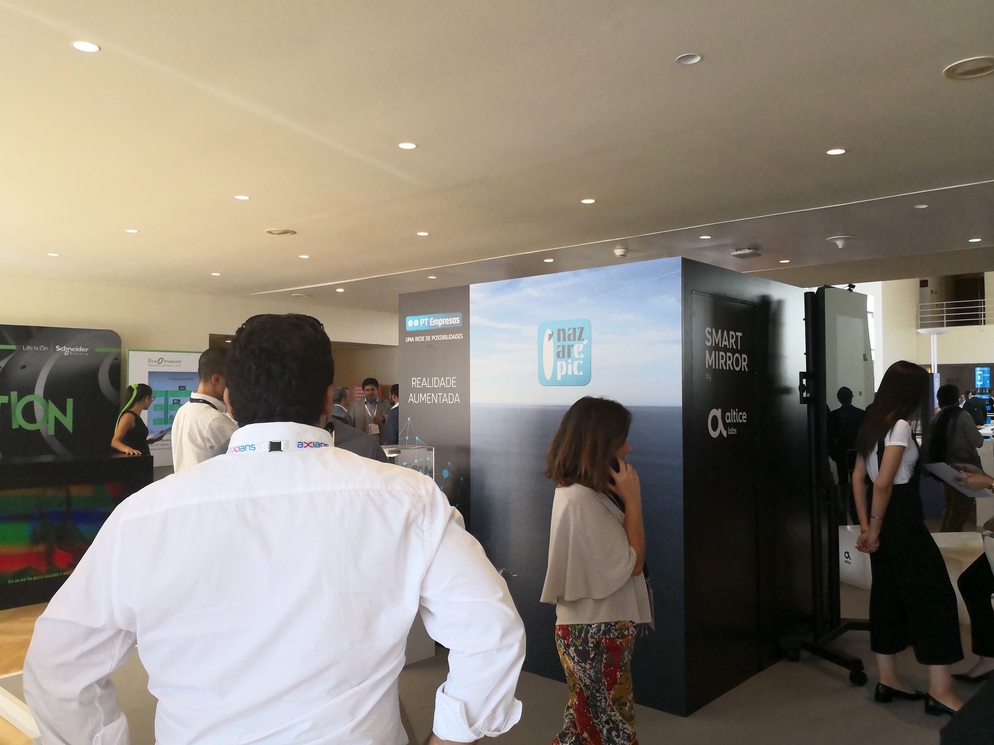 Pinto da Costa casa-se pela quinta vez. Mulher do presidente do FC Porto tem 46 anos