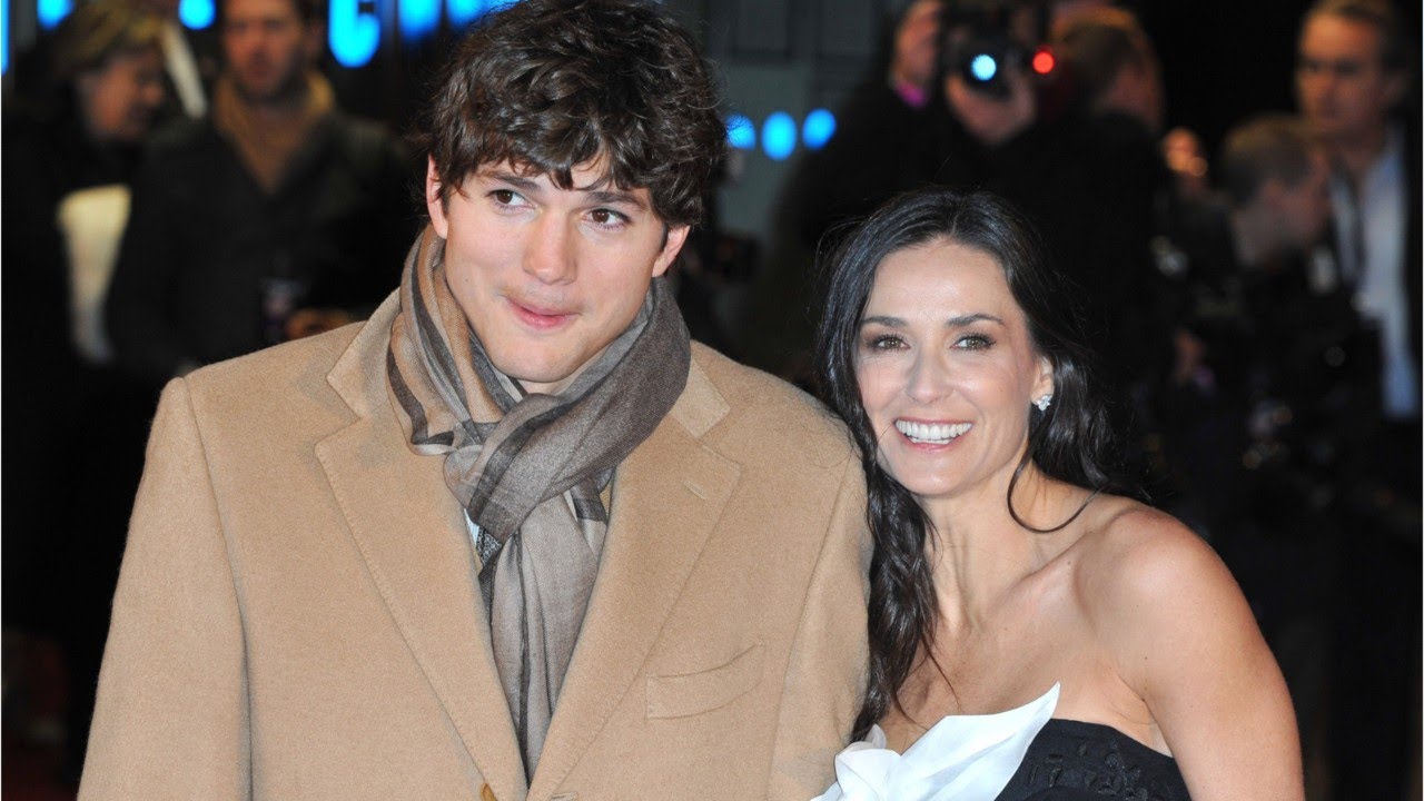 Demi Moore revela que fez sexo a três durante casamento com Ashton Kutcher
