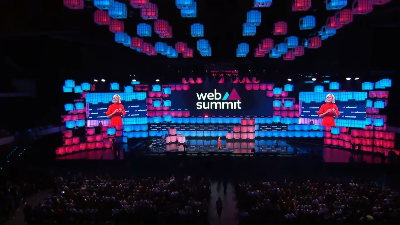 IA, realidade aumentada, direitos digitais e startups: o que acompanhar no primeiro dia do Web Summit 2023?