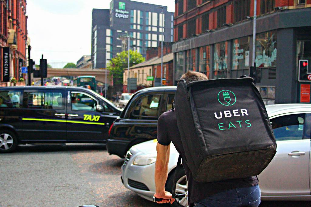 UberEats já está a testar entrega de comida com drones