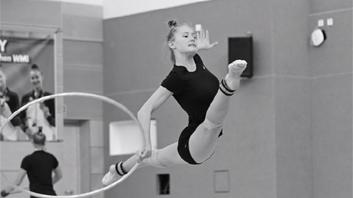 Campeã de ginástica júnior morre de forma “repentina e inesperada” aos 16 anos
