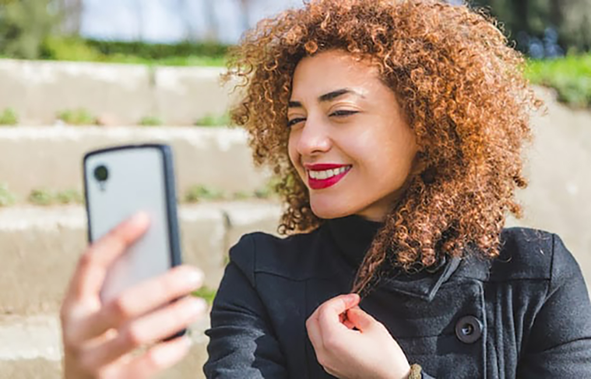 Esta faculdade de criação de conteúdo ensina os alunos a serem influencers bem sucedidos. Como?