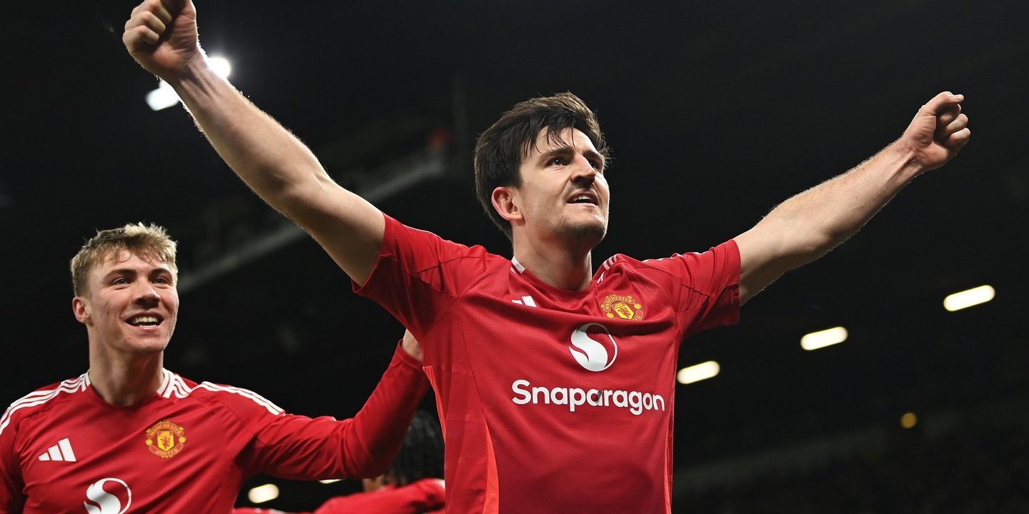 Não há VAR (ainda) na Taça de Inglaterra e United agradece. Golo de Maguire aos 90+3 apura equipa de Amorim para os 'oitavos'