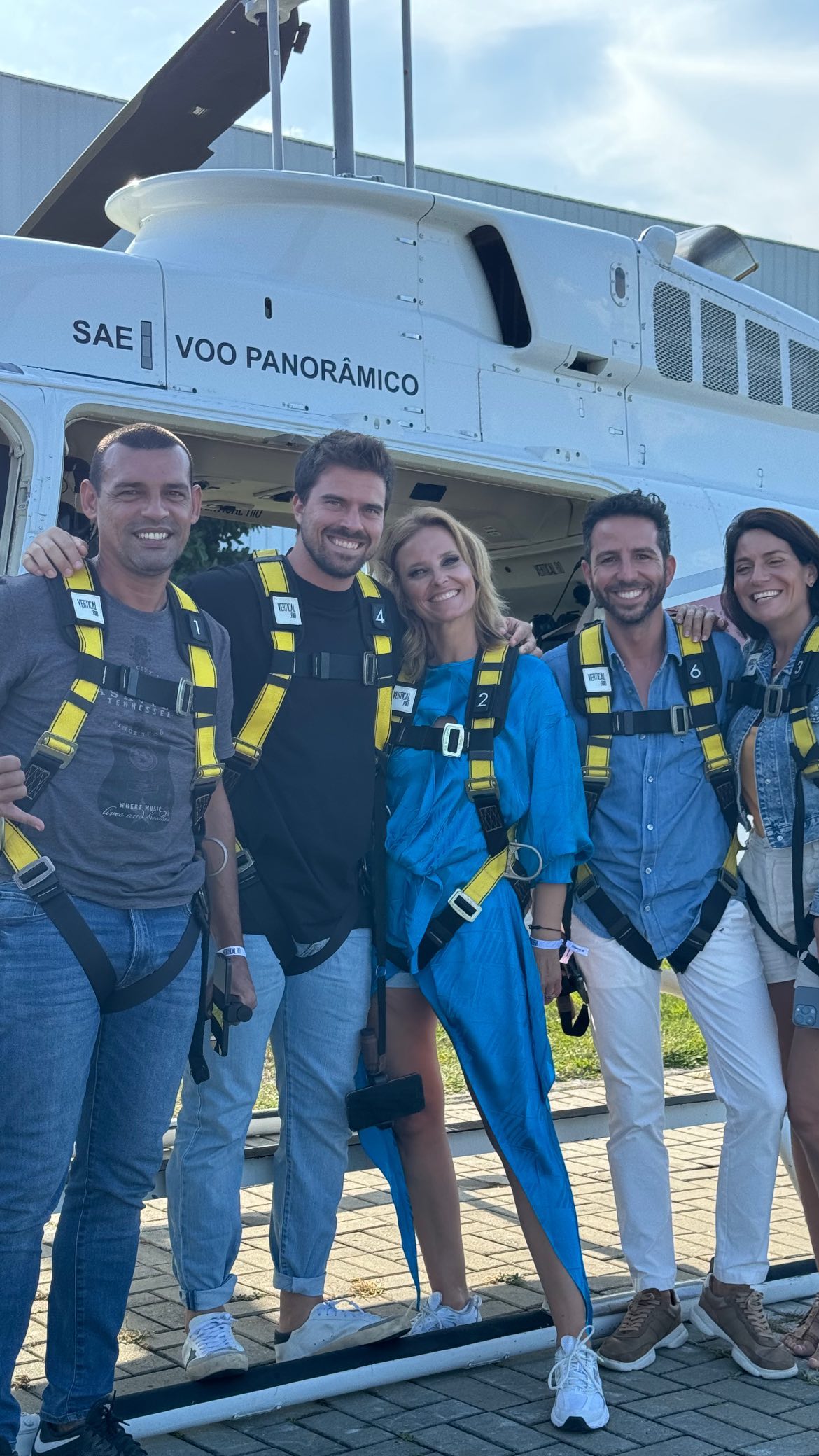 Antes de se separarem, Cristina Ferreira e João Monteiro namoram nos céus. Saiba quanto custa este passeio