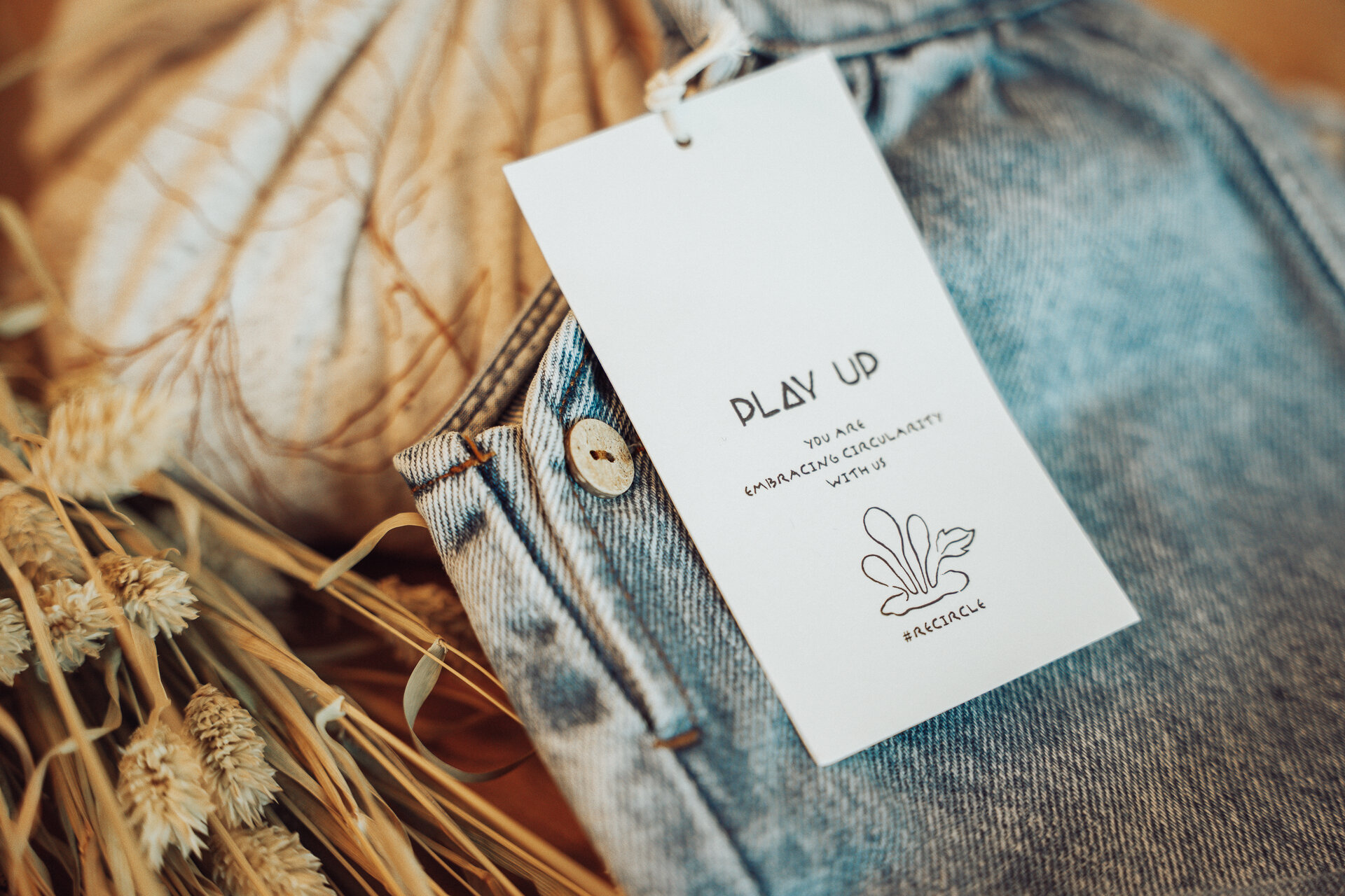 Já é possível comprar peças em segunda mão desta loja portuguesa — com preços mais baixos e sem sair de casa