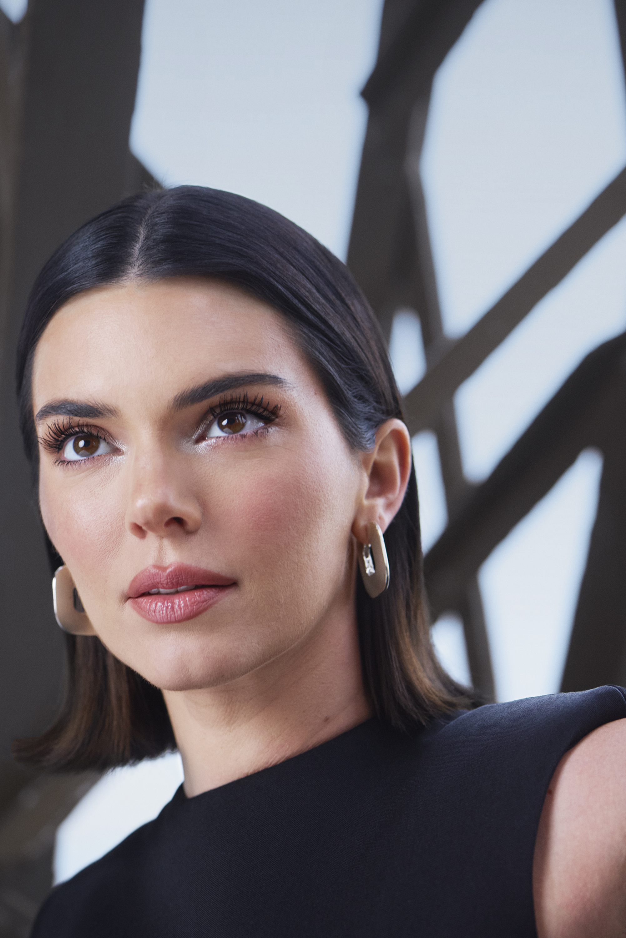 Consiga as pestanas longas e curvadas de Kendall Jenner com esta máscara que não chega aos 17€