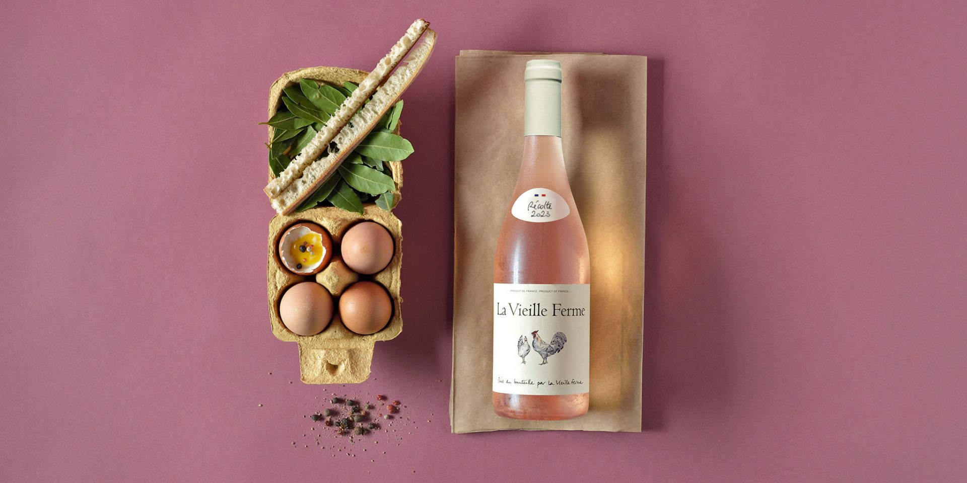 Este rosé só custa 6€ e está viral no TikTok. Entenda a loucura do “vinho da galinha”