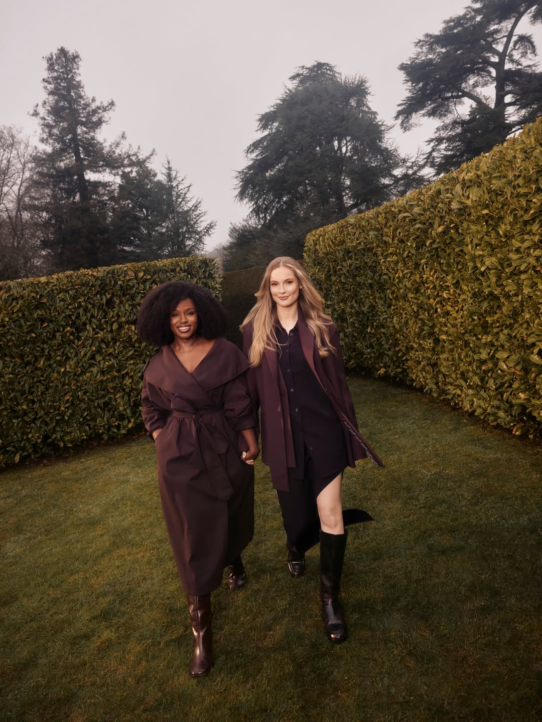 Nova temporada de “Bridgerton” gera polémica e desilude fãs. Saiba as reações e veja as fotos das protagonistas