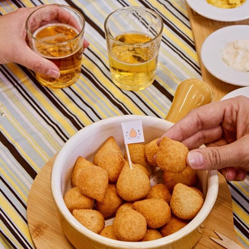 Vem aí um festival de coxinhas com sabores como camarão e barbecue (e happy hour de cerveja)