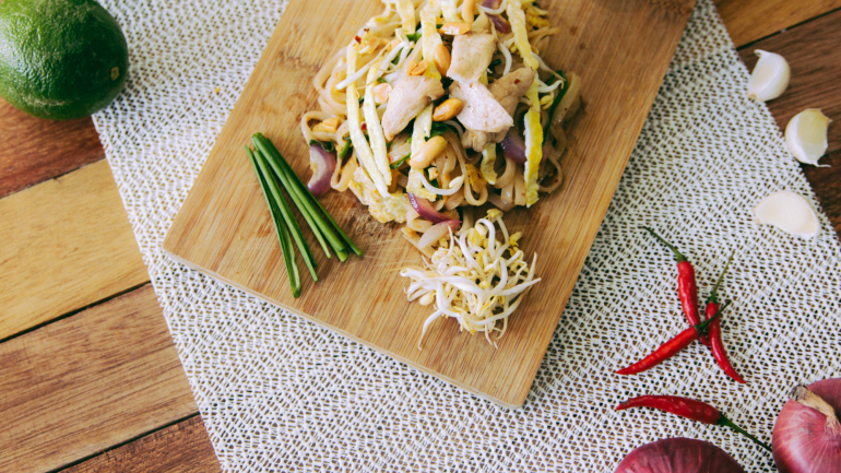 6 receitas de José Avillez, Chakall e George Mendes para o Dia Internacional da Comida Picante