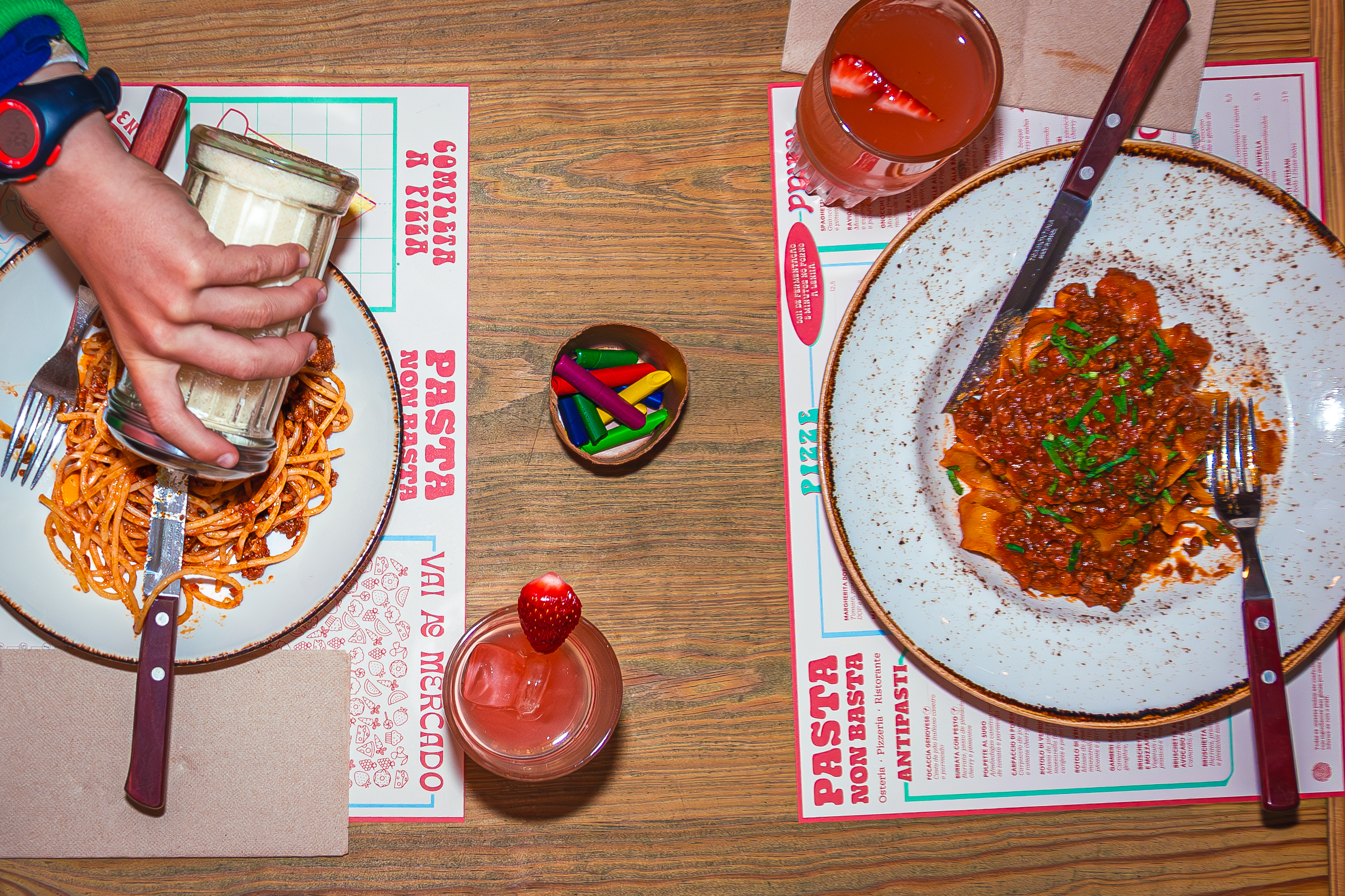 Largue os tachos. Este sábado, há pizzas e massas grátis nos restaurantes Pasta Non Basta