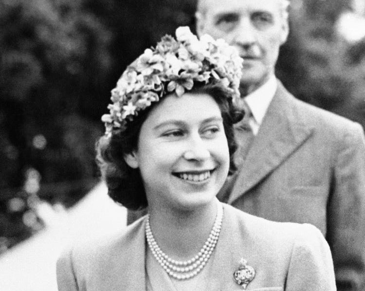 De Isabel II a Letizia de Espanha. Veja 16 fotos de caras da realeza em criança