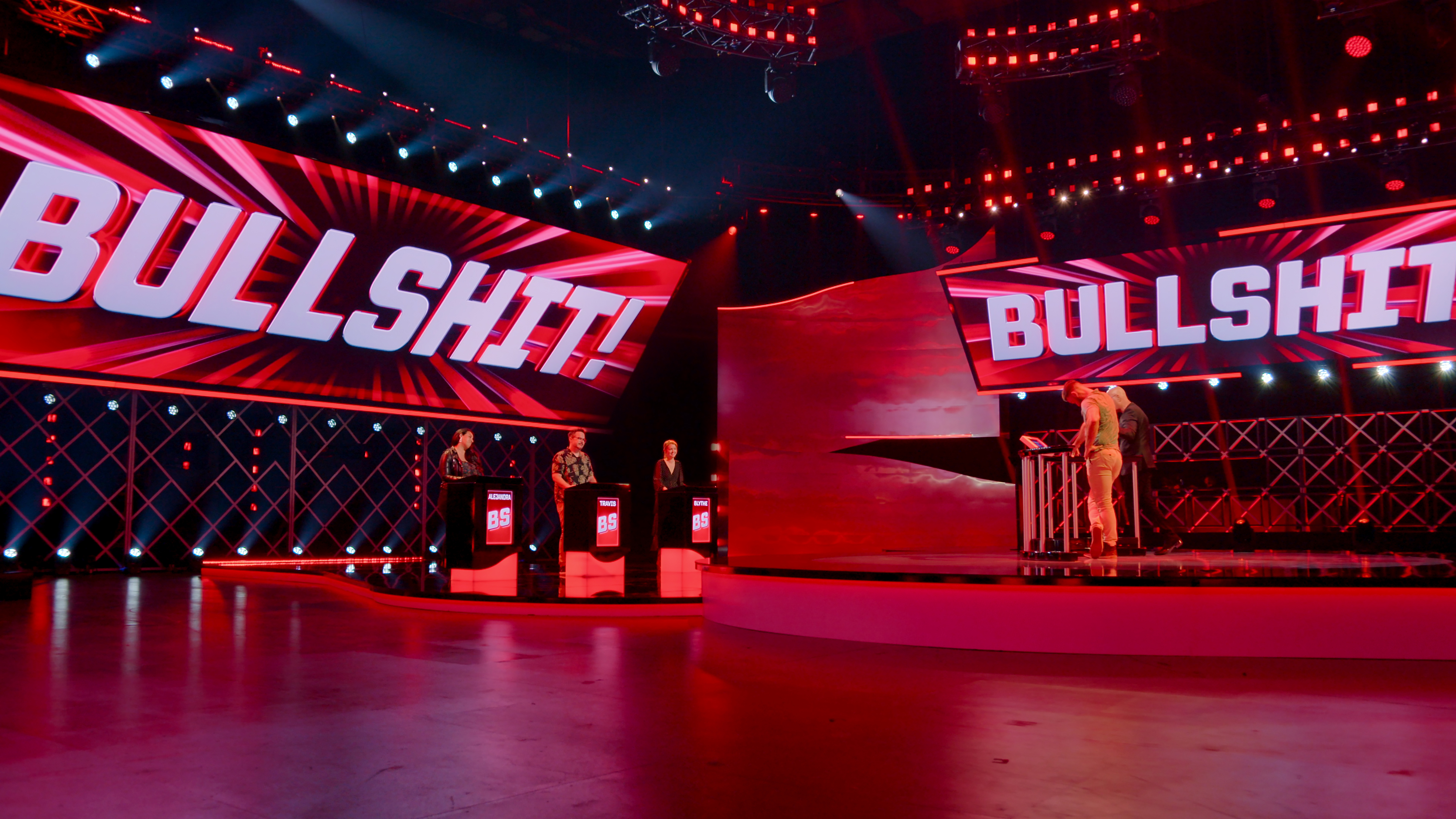 Atenção, tangas deste mundo: neste concurso, basta mentir (bem) para ficar milionário