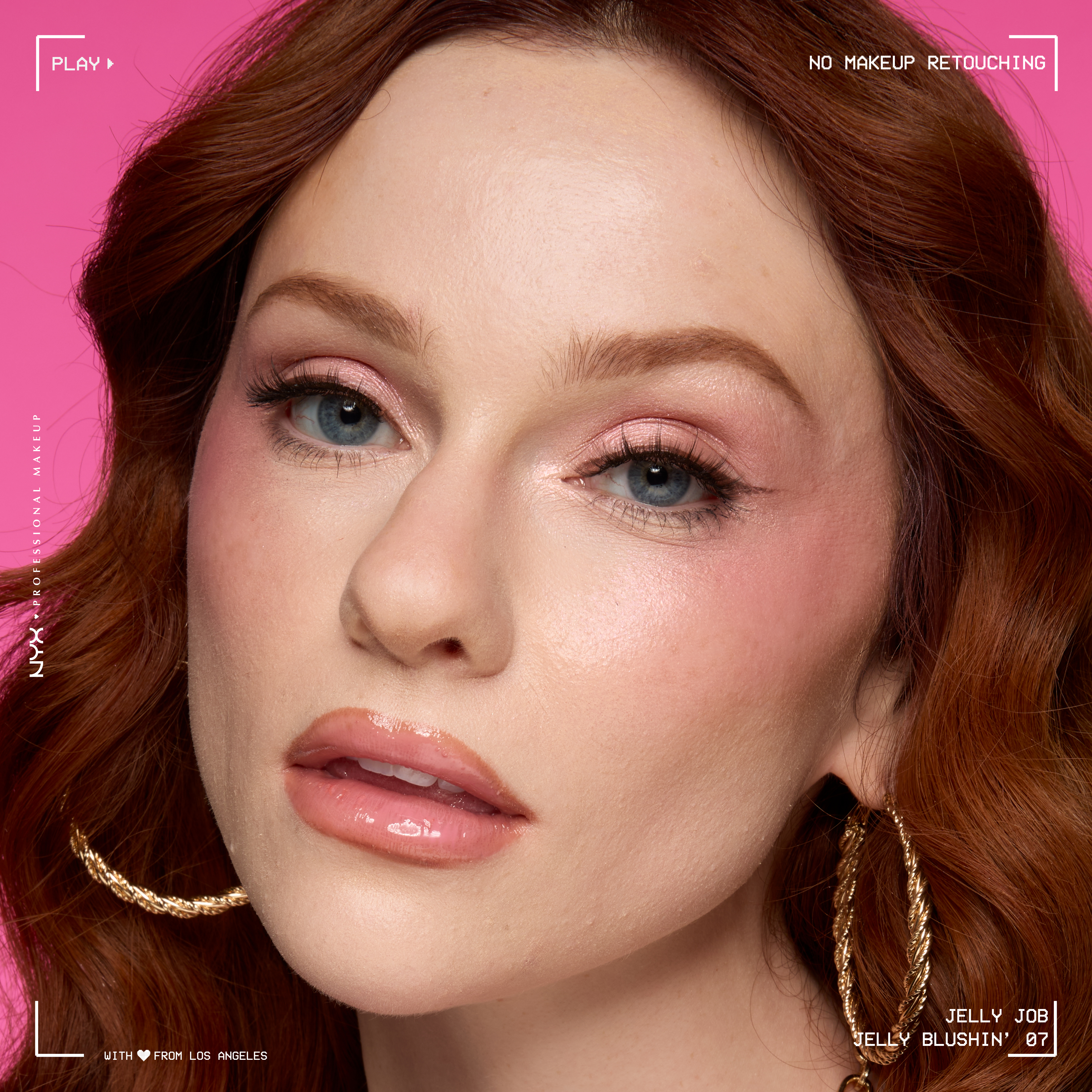 Lábios XXL e cheios de brilho. Tem de ver este novo gloss, que até sabe a cereja