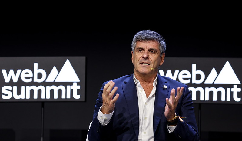 A inteligência artificial do futuro é (quase) omnipresente e hiper ultra personalizável