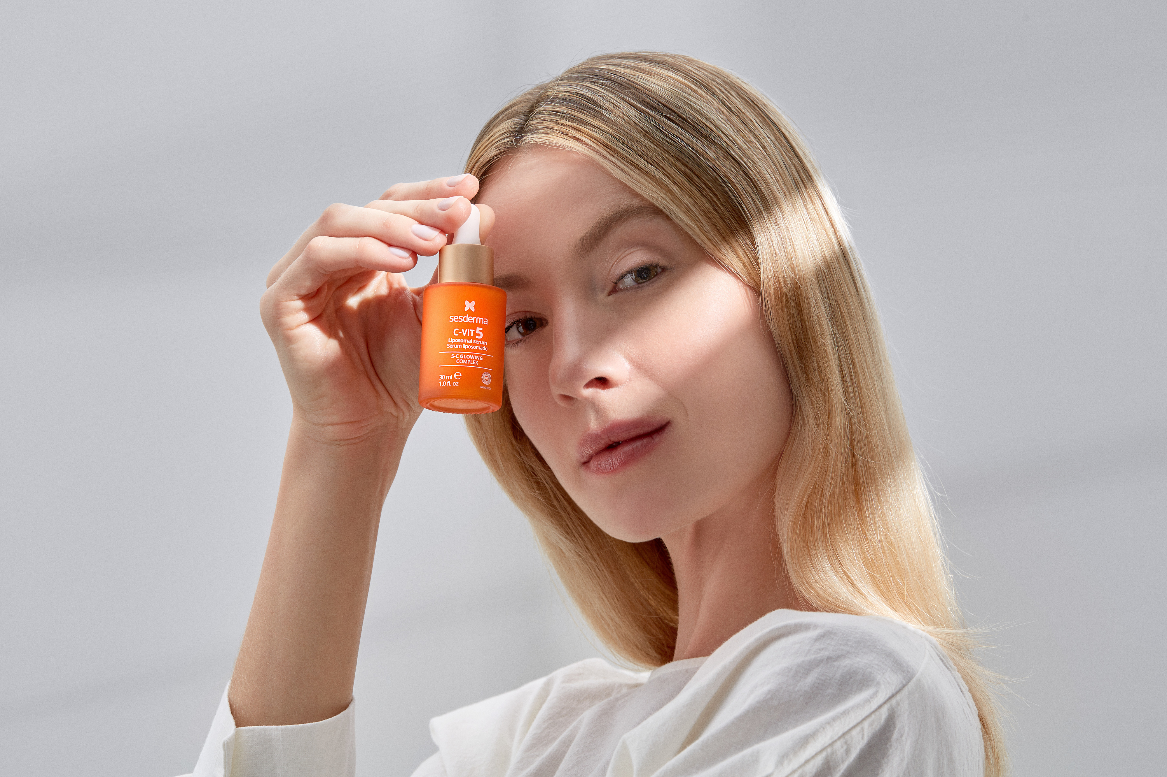 Este sérum premiado Top Beleza 2024 vai devolver o brilho à sua pele (e ajudar a corrigir os danos do verão)