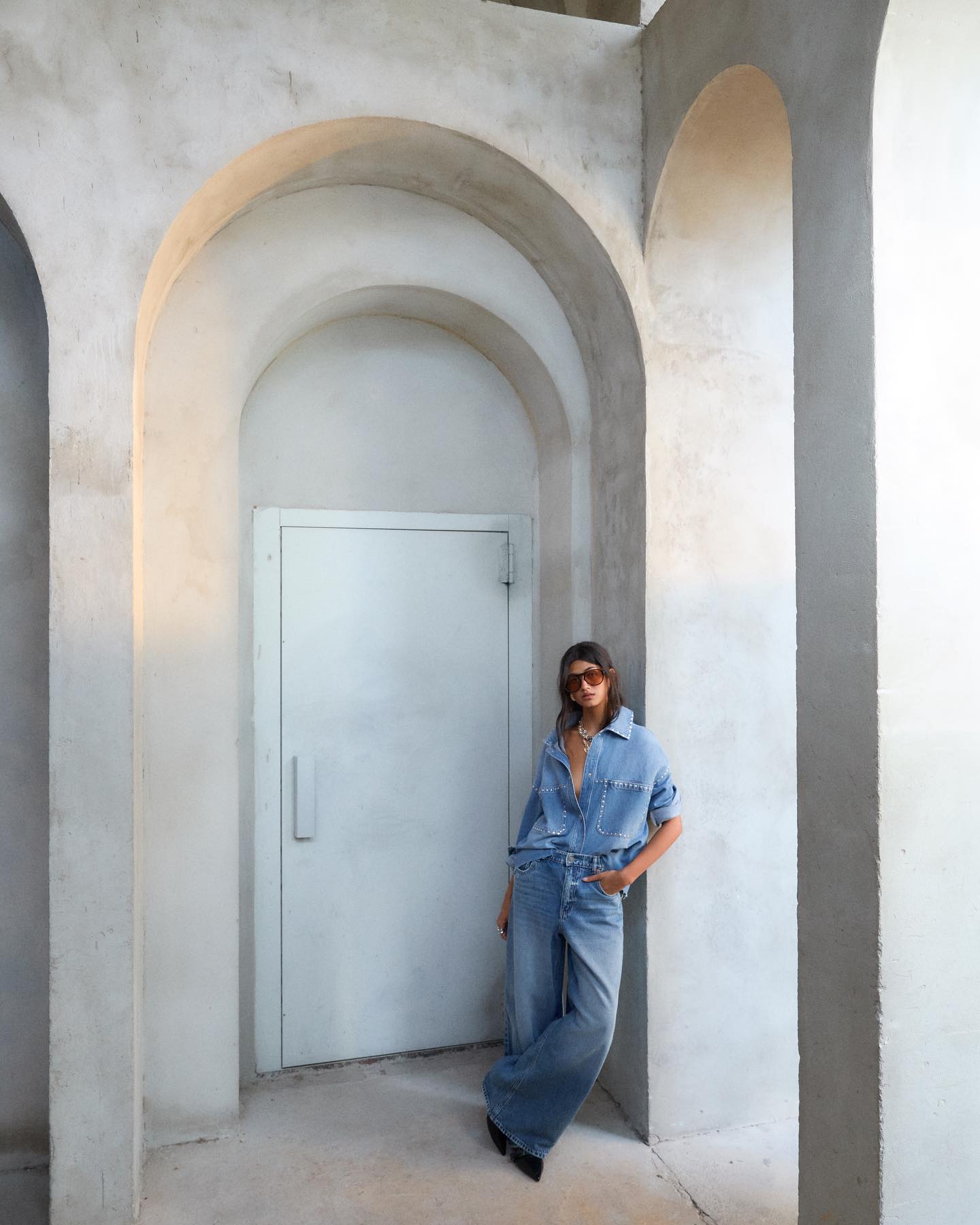 As calças de ganga mais icónicas das últimas quatro décadas chegaram à Stradivarius