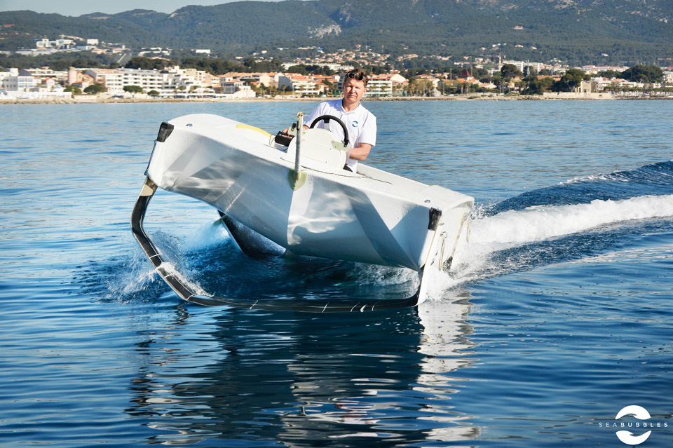 Filho mais velho de CR7 completa 11 anos. Veja 11 fotos de Cristianinho em família