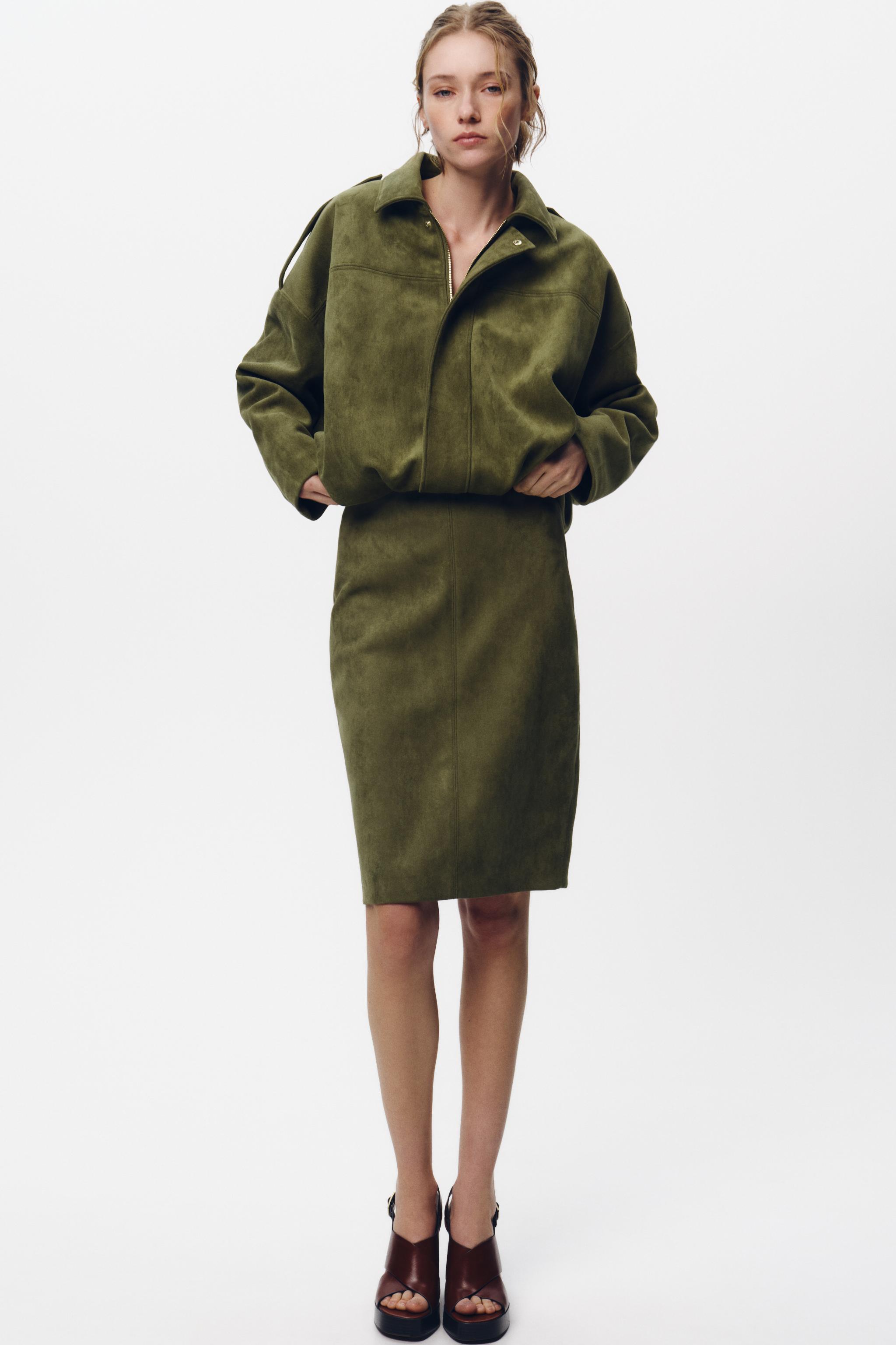 Não apanhou o bomber viral da Zara? Temos uma alternativa de peso (e com ainda mais pinta)