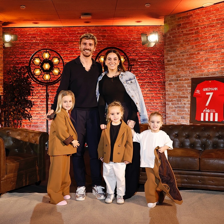 Griezmann podia ter tido um apelido português. Espreite as fotos amorosas da família do jogador