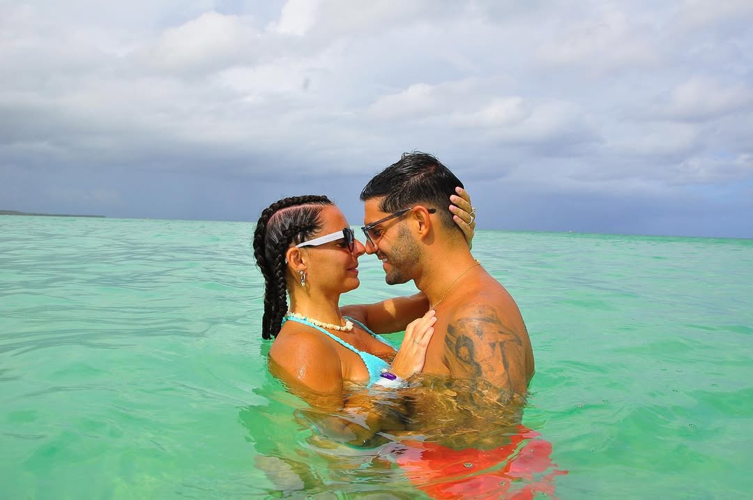 Gonçalo Quinaz revela a data do seu casamento com Pamela. Veja as 20 fotos mais amorosas do casal