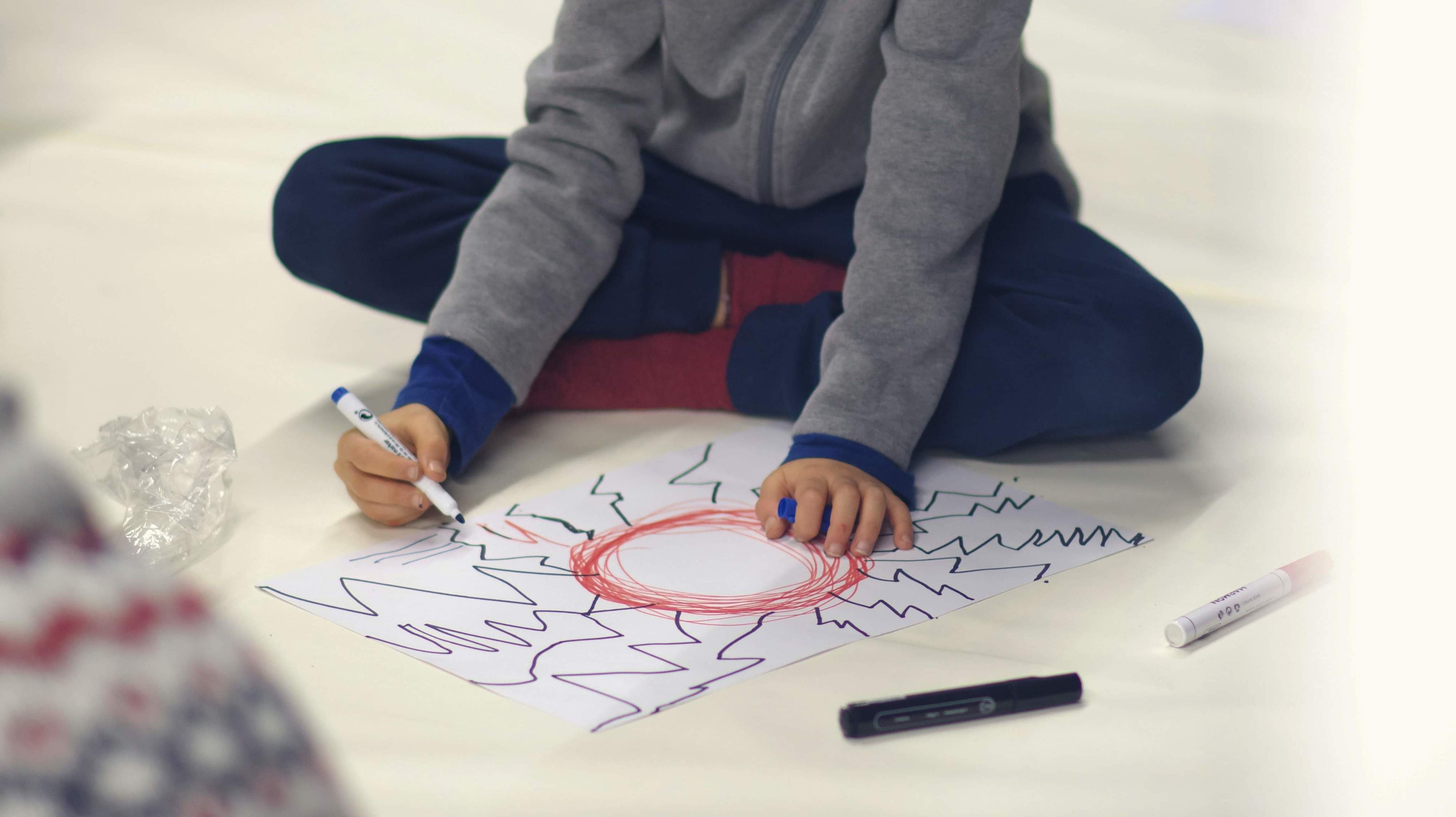 Na Penha de França, os miúdos estão a aprender a refletir sobre o isolamento e a ressocialização