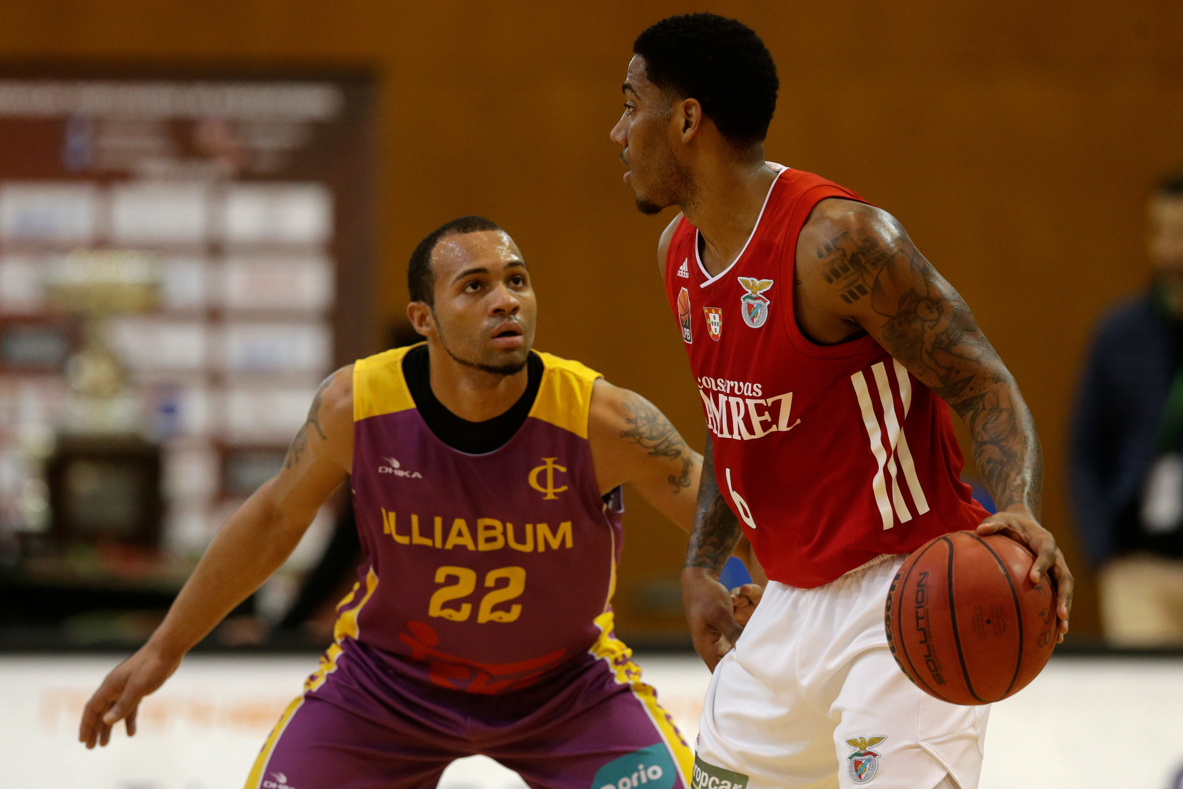 Mau tempo nos Açores adia jogo de basquetebol entre Lusitânia e Sporting -  Basquetebol - SAPO Desporto