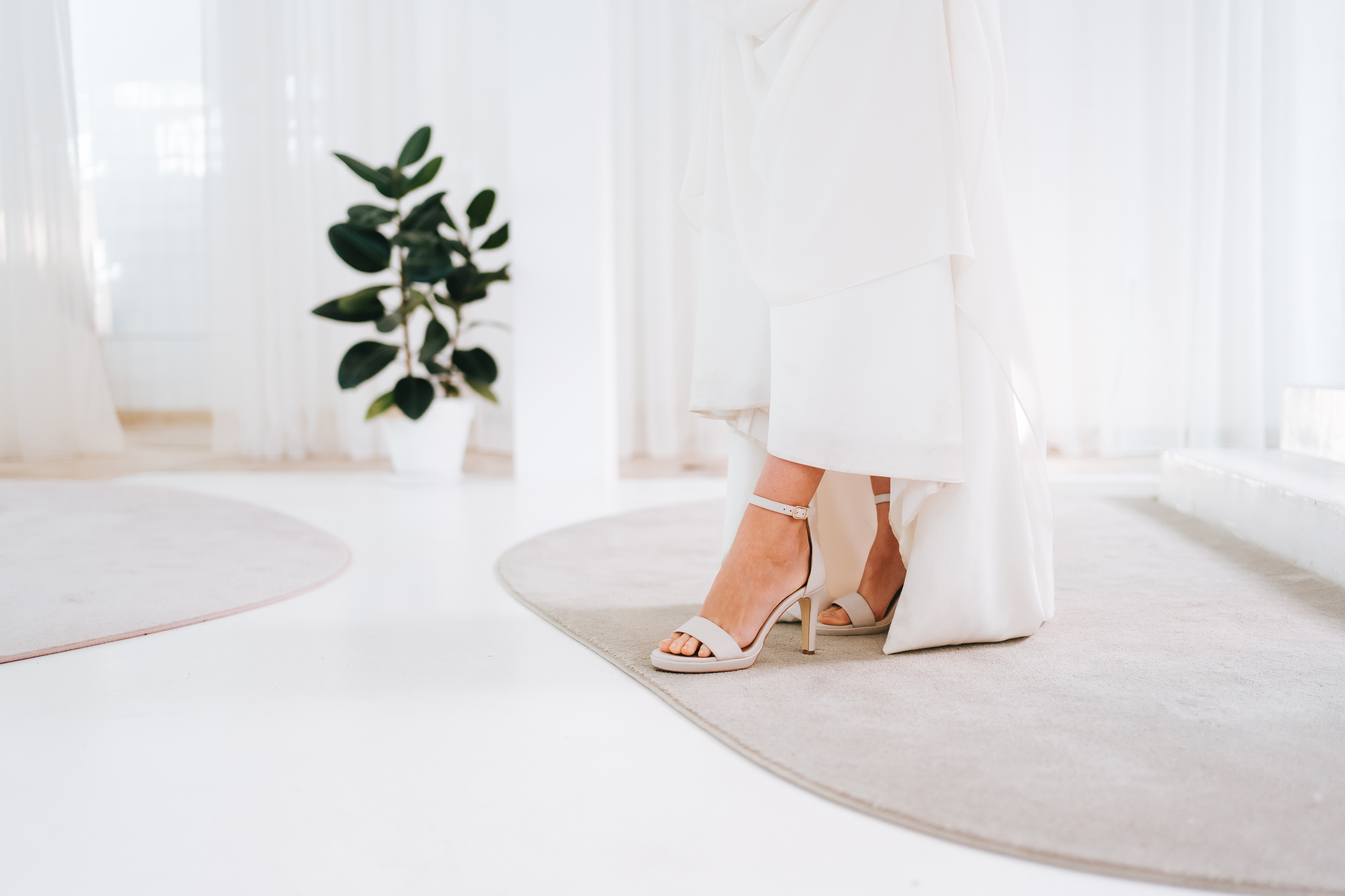 Vai casar este ano? Zilian tem sapatos confortáveis e feitos à medida para aguentar os saltos todo o dia