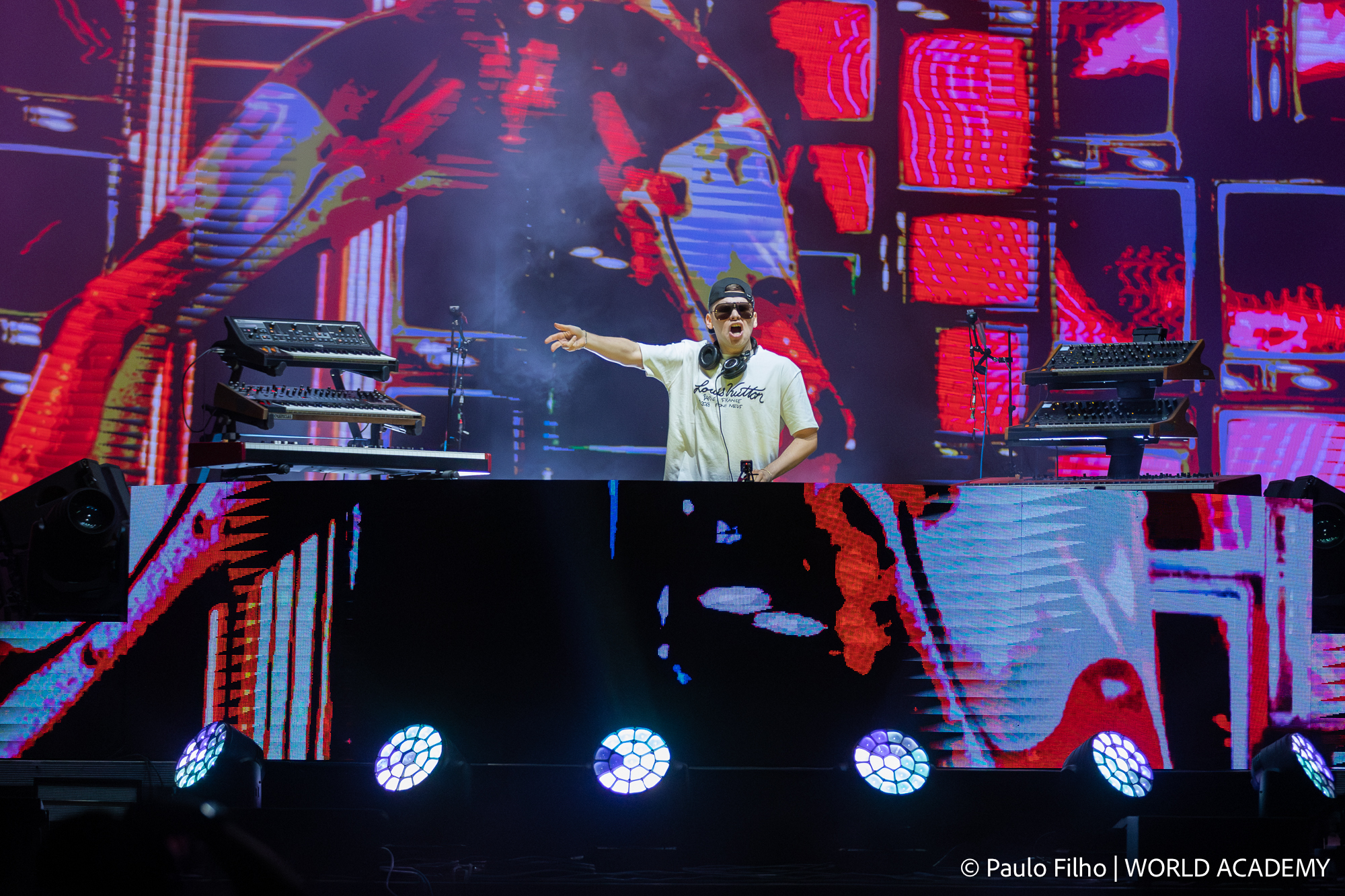 Vimos o concerto de Bizarrap (o DJ da música de Shakira). E ficámos com saudades de David Guetta