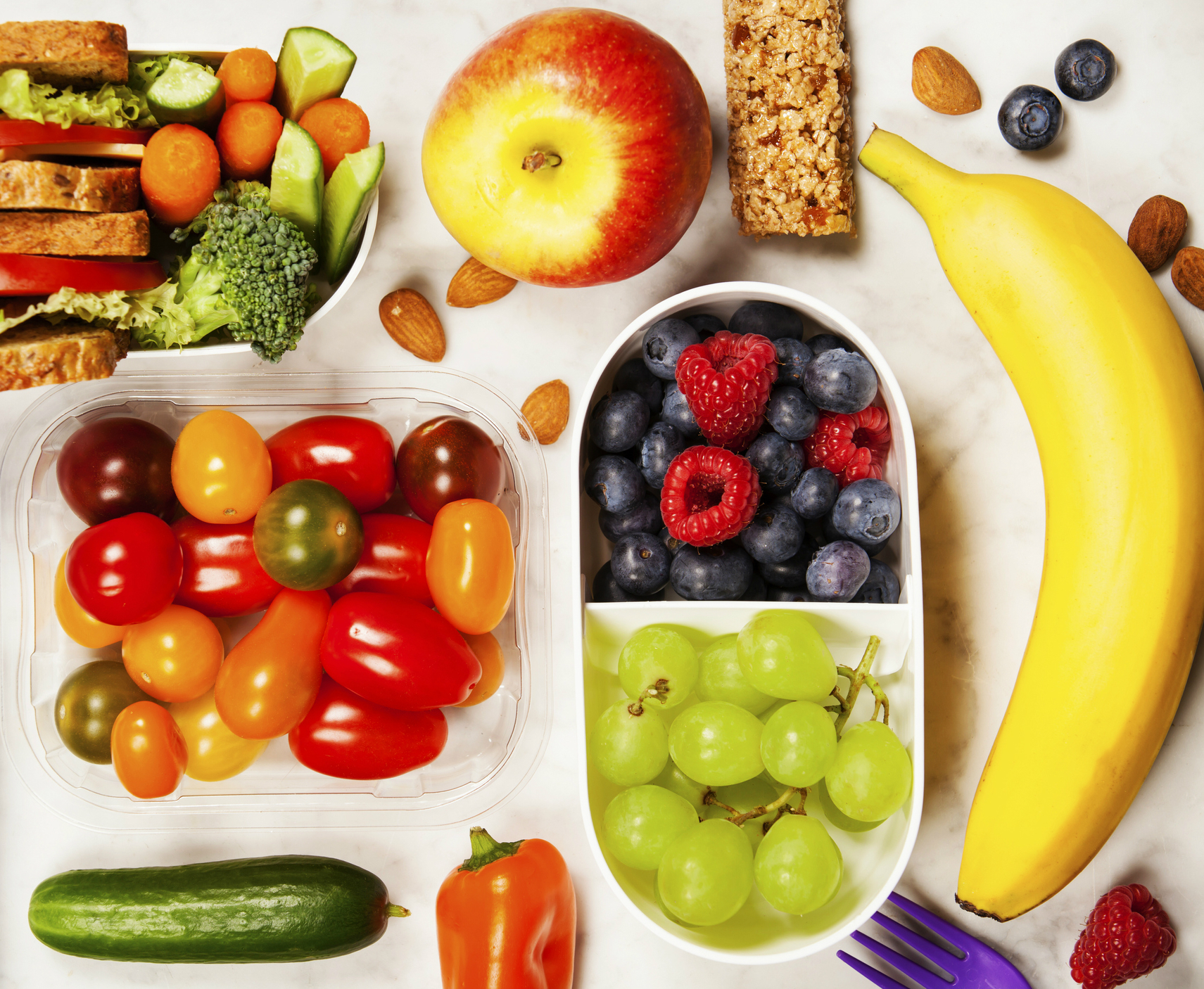 Tudo o que deve saber sobre snacks saudáveis