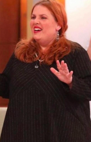 Carla Vasconcelos revela que colocou um balão gástrico e mostra transformação. Veja o antes e depois