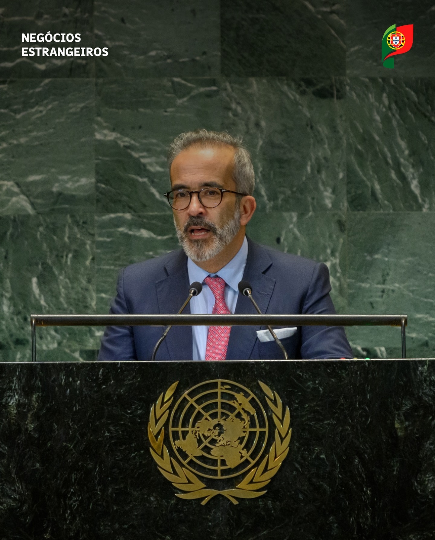 Gritos, ofensas e militares de mão estendida. Visita de Paulo Rangel a aeródromo terá sido polémica