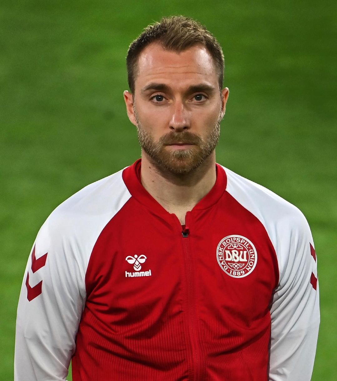 Jogador dinamarquês acordado e estável. Jogo com a Finlândia foi retomado hora e meia depois