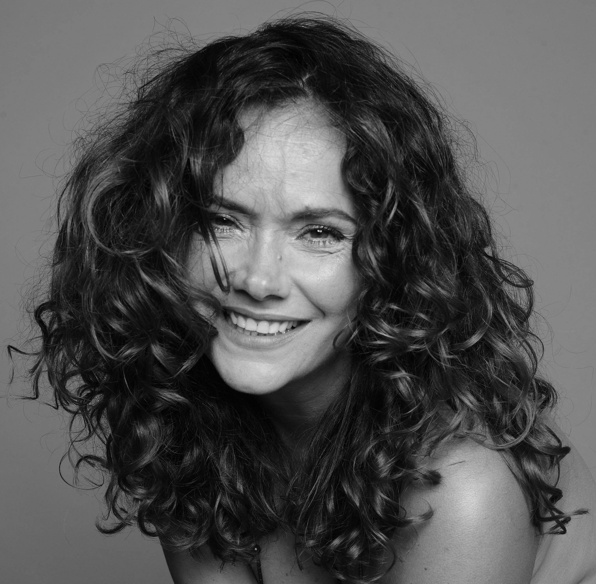 O que se passa com Helena Laureano? Veja as fotos da atriz, alvo de duras críticas devido à aparência