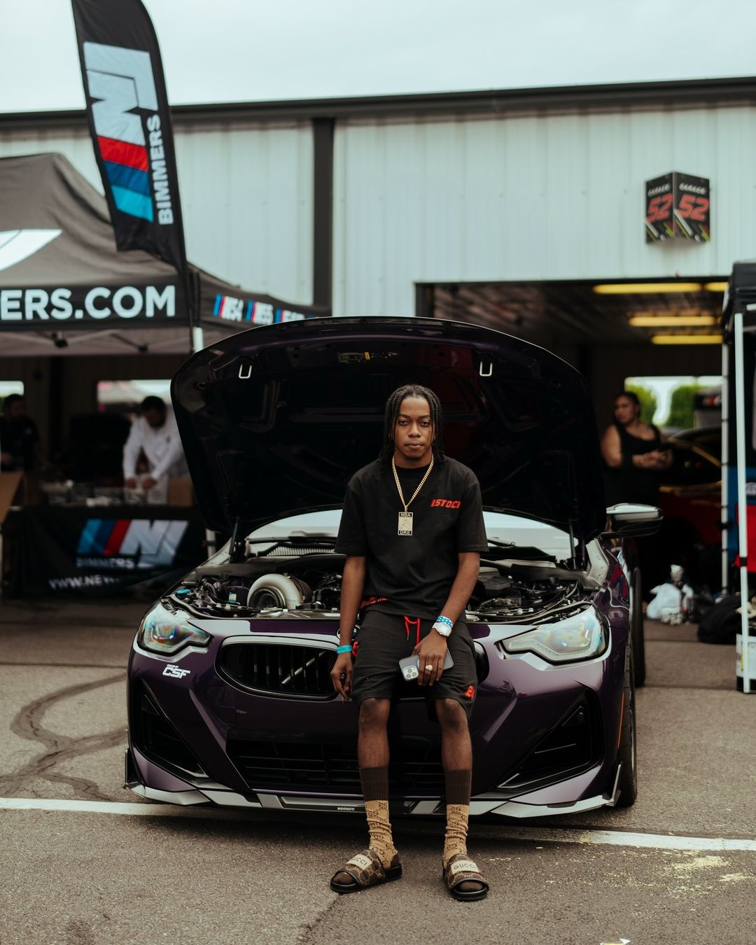 Youtuber de 25 anos morre em acidente de viação. Fazia vídeos com carros de alta cilindrada