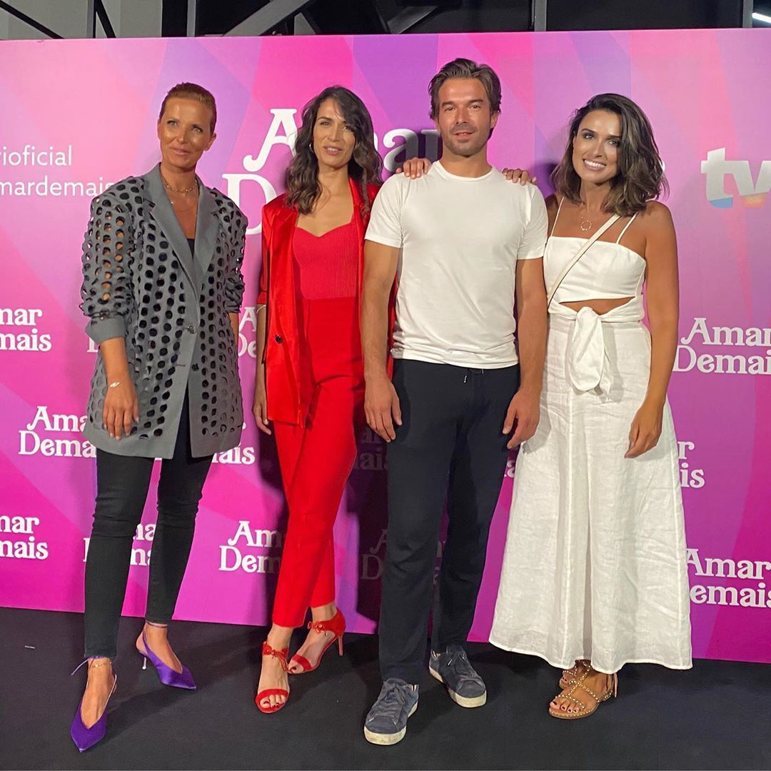 Cristina Ferreira antecipa final das férias e assiste a visionamento de “Amar Demais”