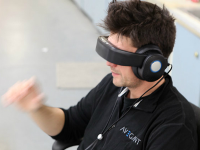 Mulher é impedida de entrar no avião por usar crop top