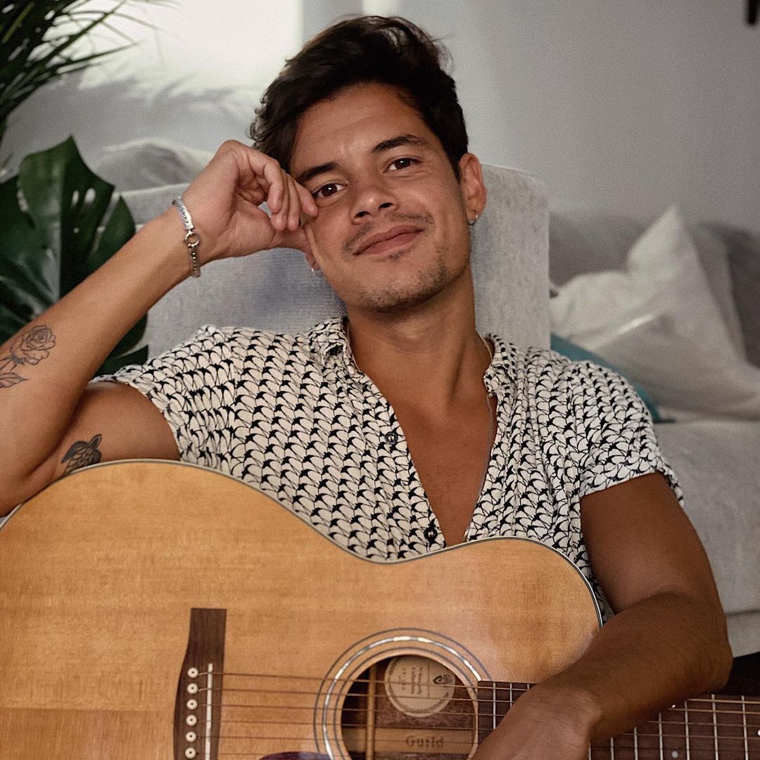 Ivo Lucas vence terceira edição de “A Máscara”. Veja o momento emocionante