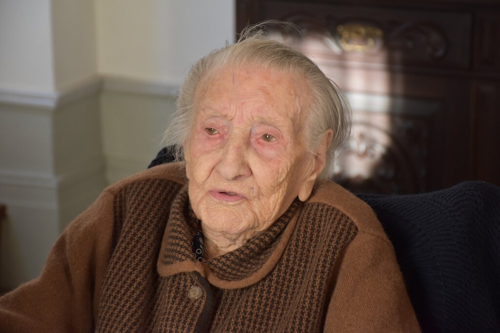 Morreu a mulher mais velha de Portugal. Tinha 112 anos e celebrou último aniversário com vinho do Porto