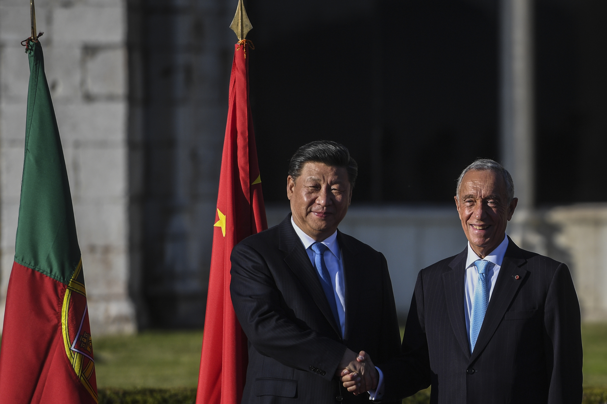 Xi Jinping. As excentricidades do Presidente que alugou o Ritz todo e parou Lisboa