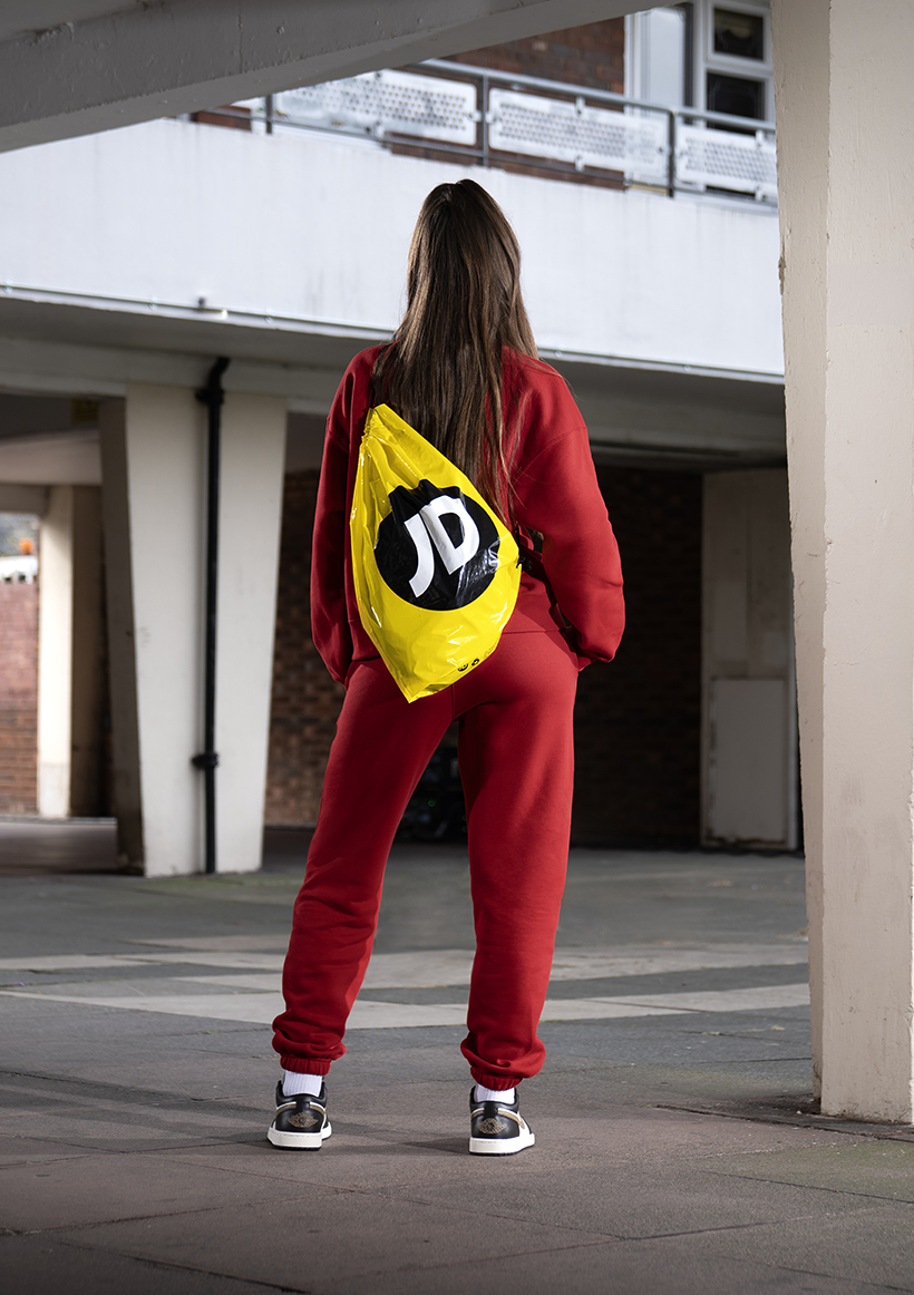 A JD quer impulsionar a cultura jovem através do icónico duffle bag. Conheça as 7 sugestões perfeitas para o Natal