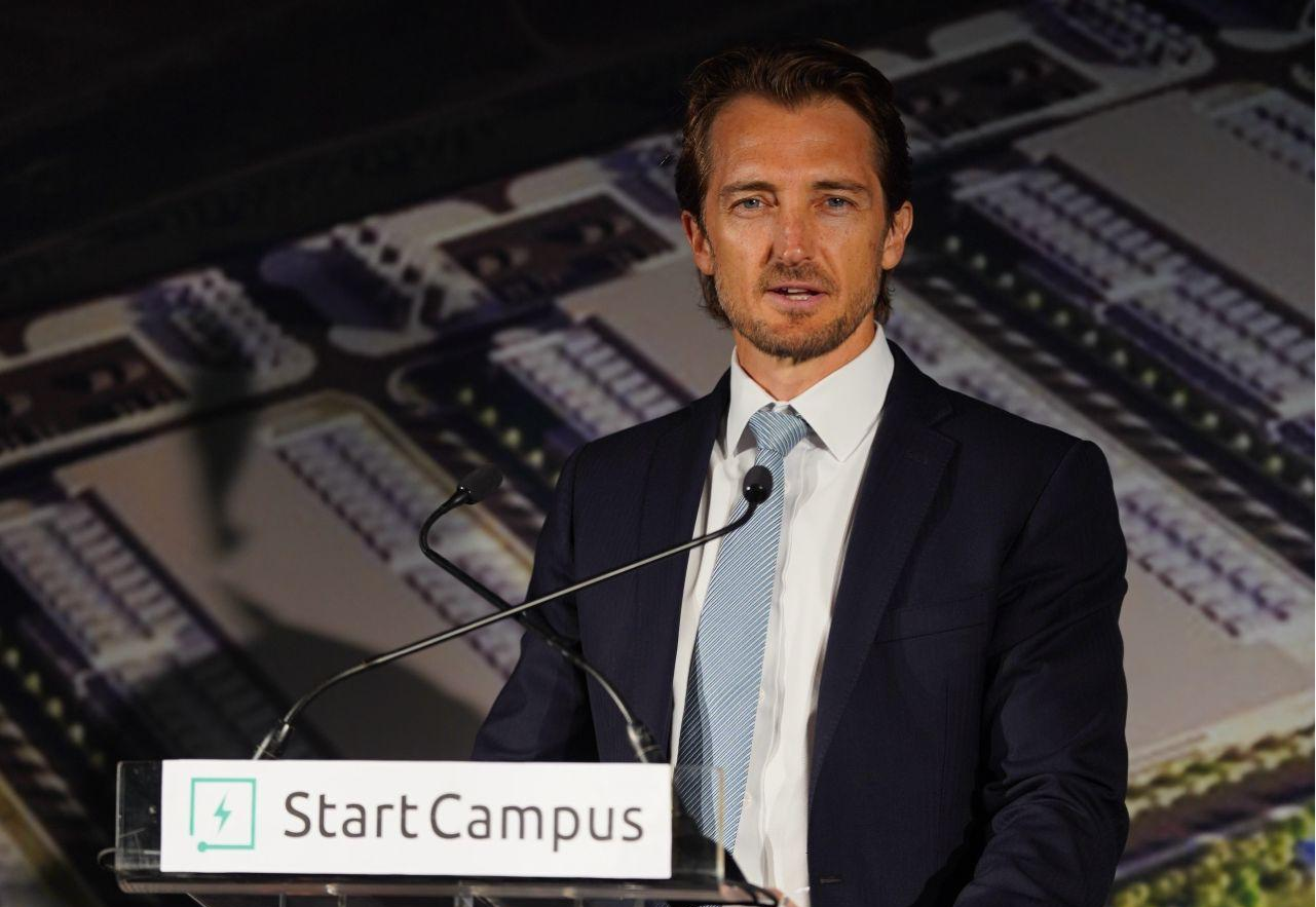 “A opção que oferecemos a clientes que querem desenvolver grandes soluções de IA não está disponível no resto da Europa”