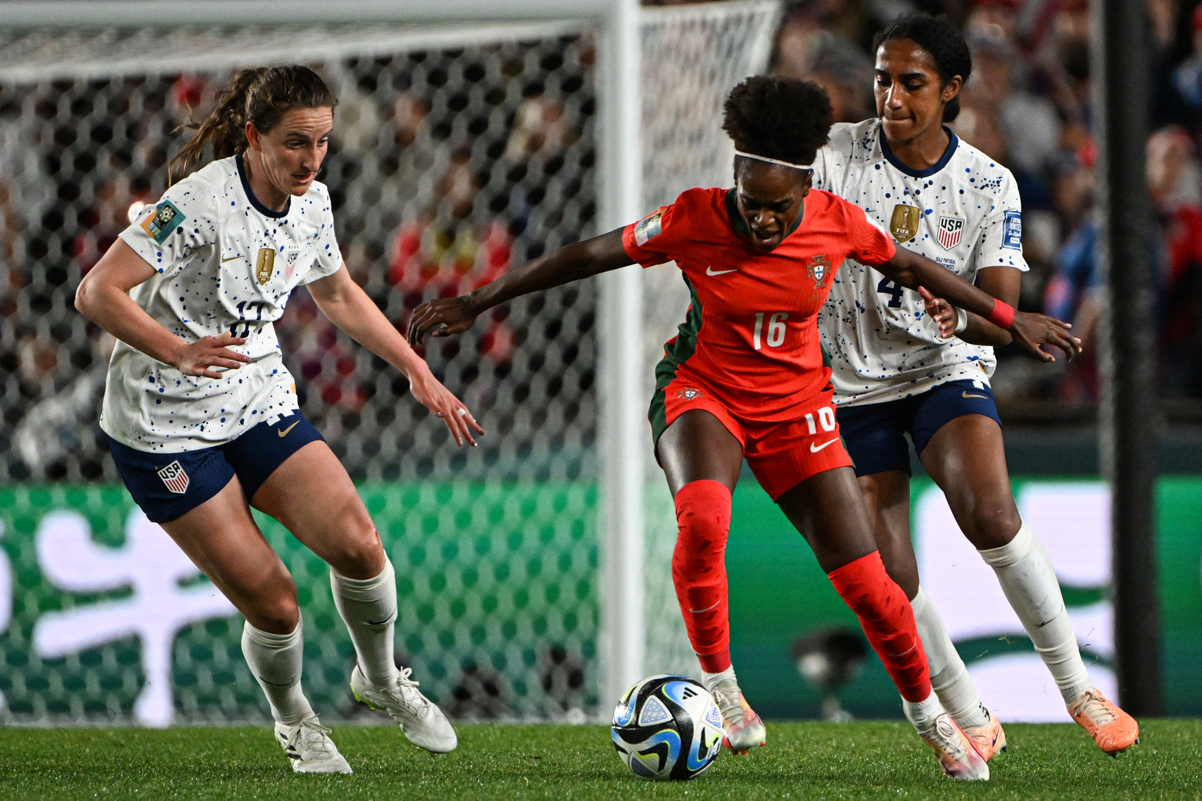 JORNAL DE DESPORTO: FUTEBOL FEMININO»» Portugal brilha nos Estados Unidos